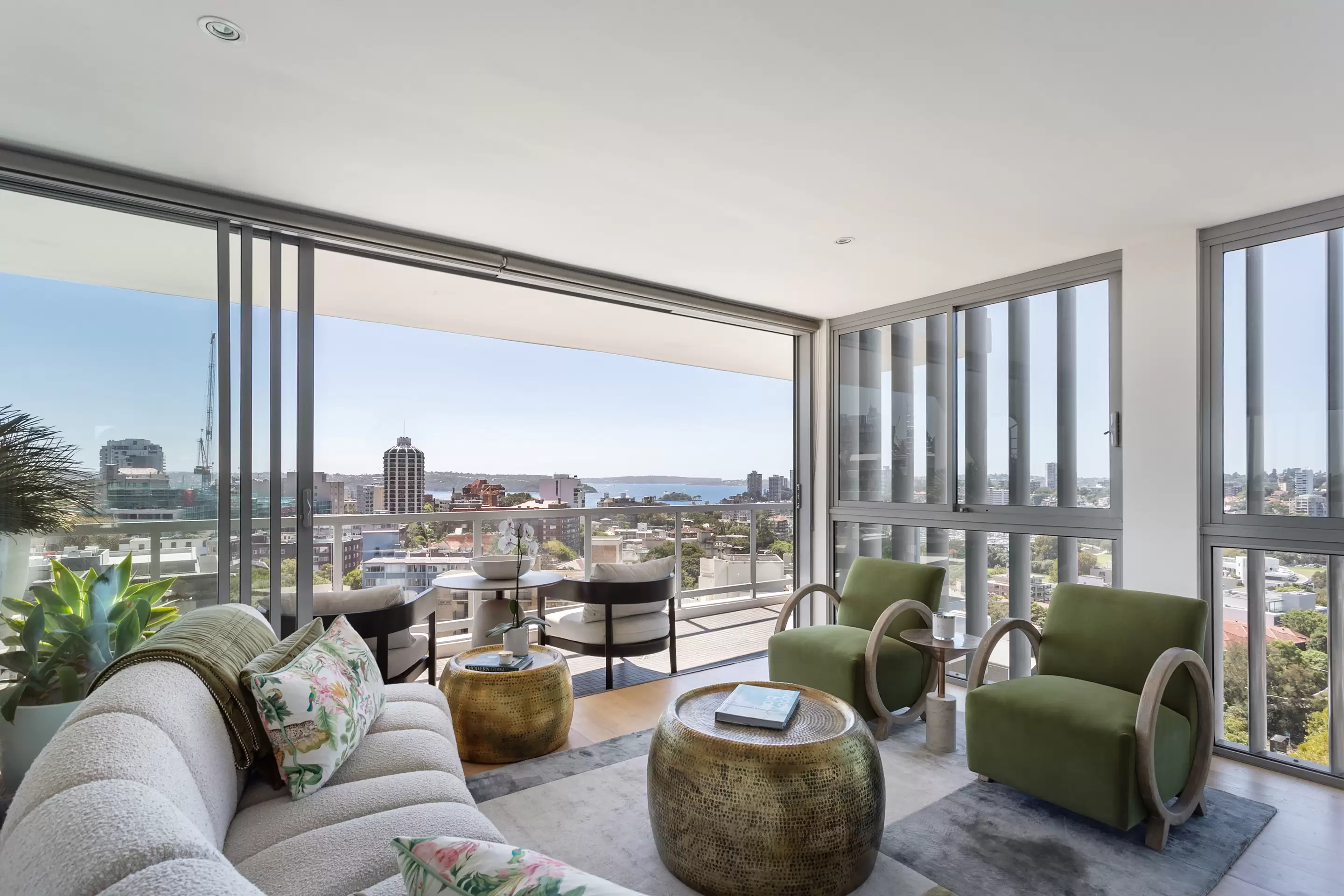 1209/3 Kings Cross Road, Darlinghurst Sold by Sydney Sotheby's International Realty - image 1