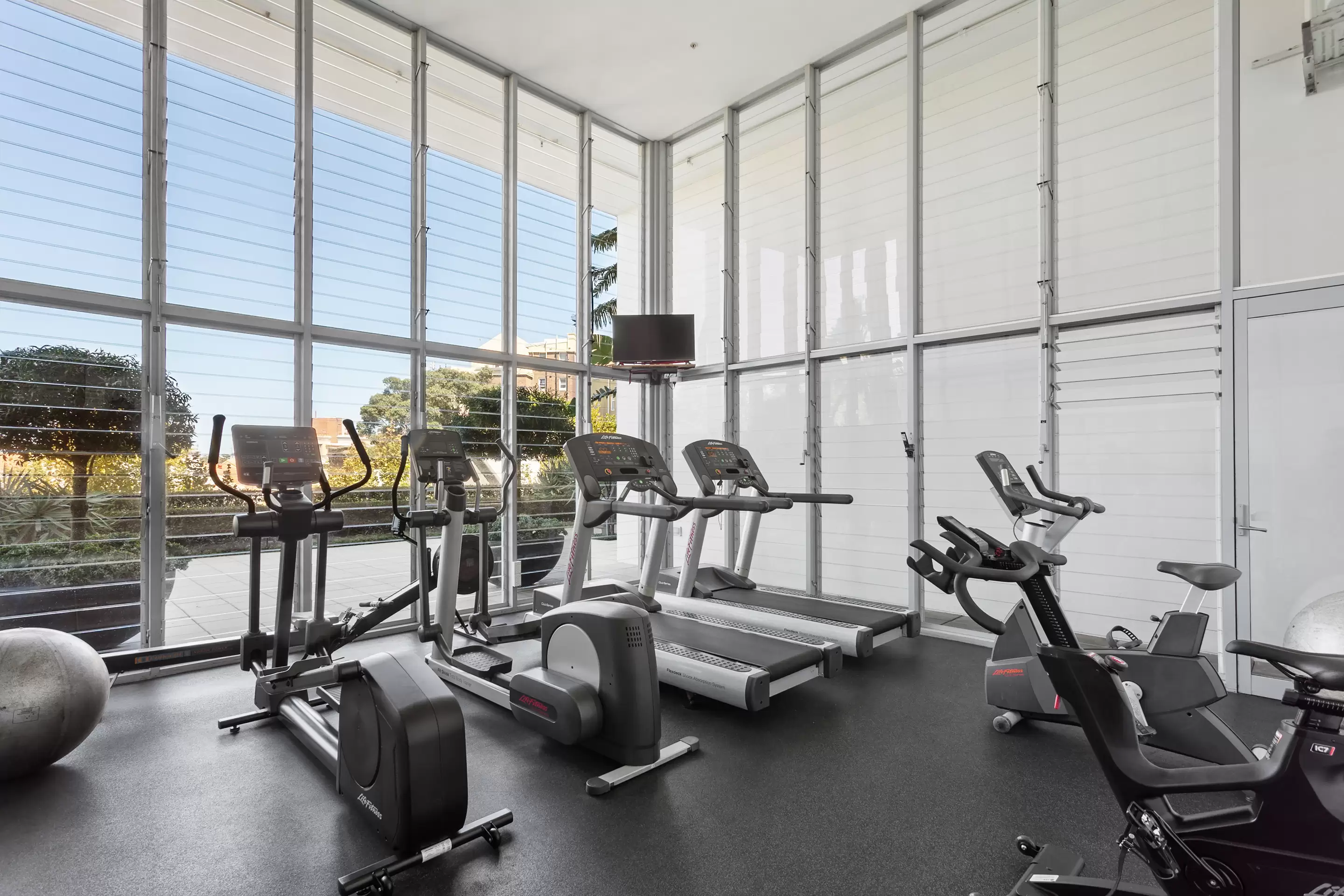 1209/3 Kings Cross Road, Darlinghurst Sold by Sydney Sotheby's International Realty - image 17