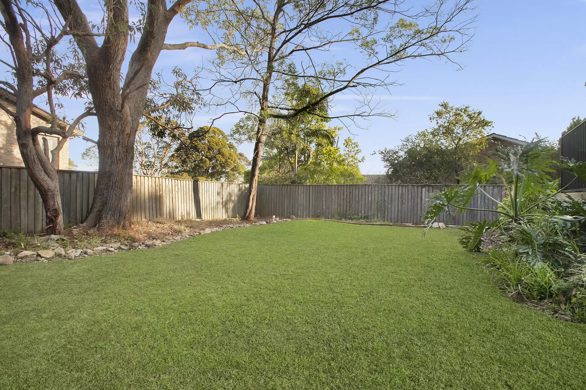 2 Henley Close, Belrose Sold by Sydney Sotheby's International Realty - image 12