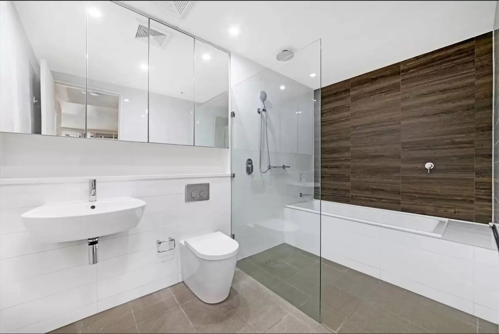 404A/9 Kent Road, Mascot Leased by Sydney Sotheby's International Realty - image 4