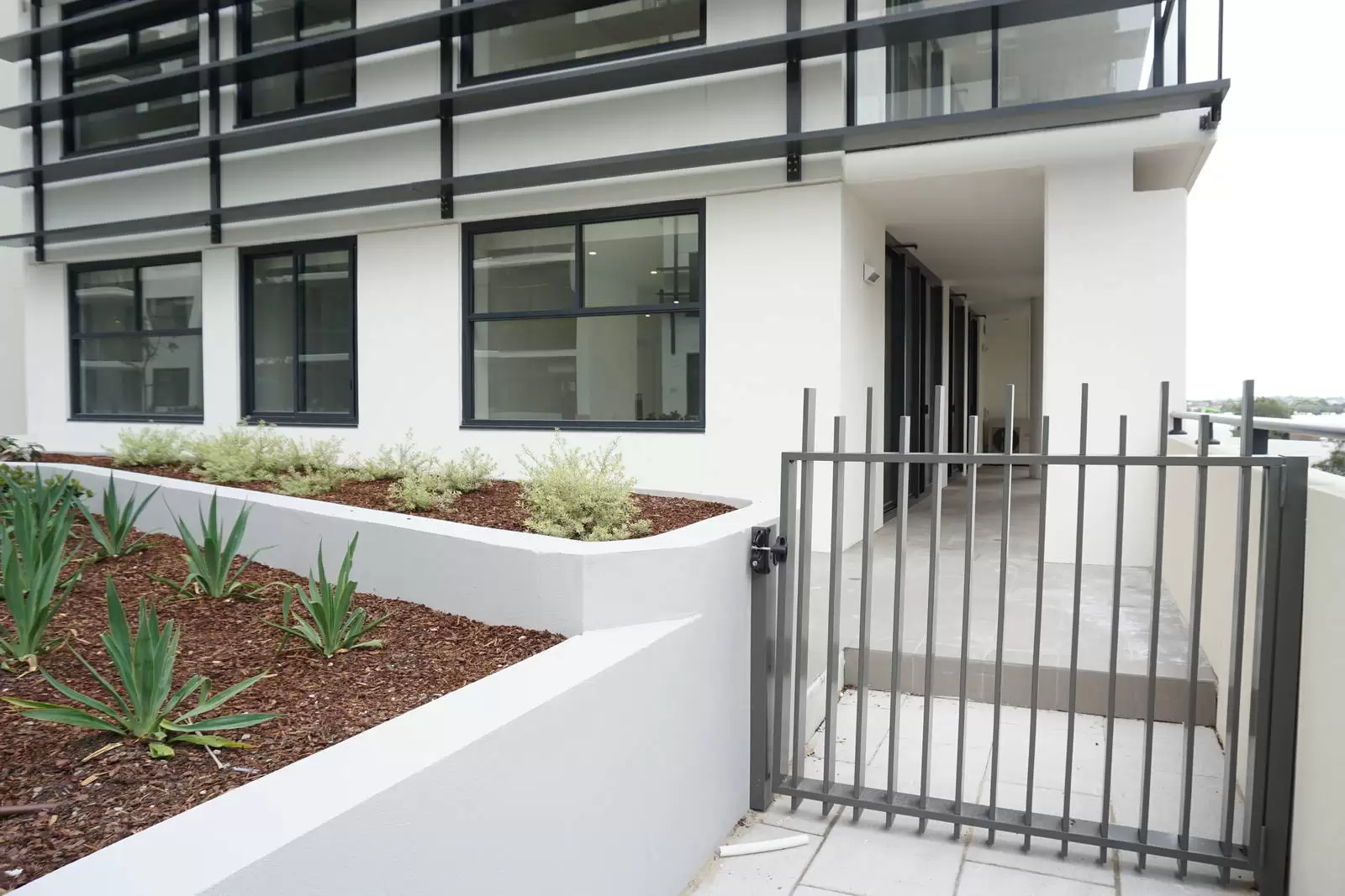 404A/9 Kent Road, Mascot Leased by Sydney Sotheby's International Realty - image 9