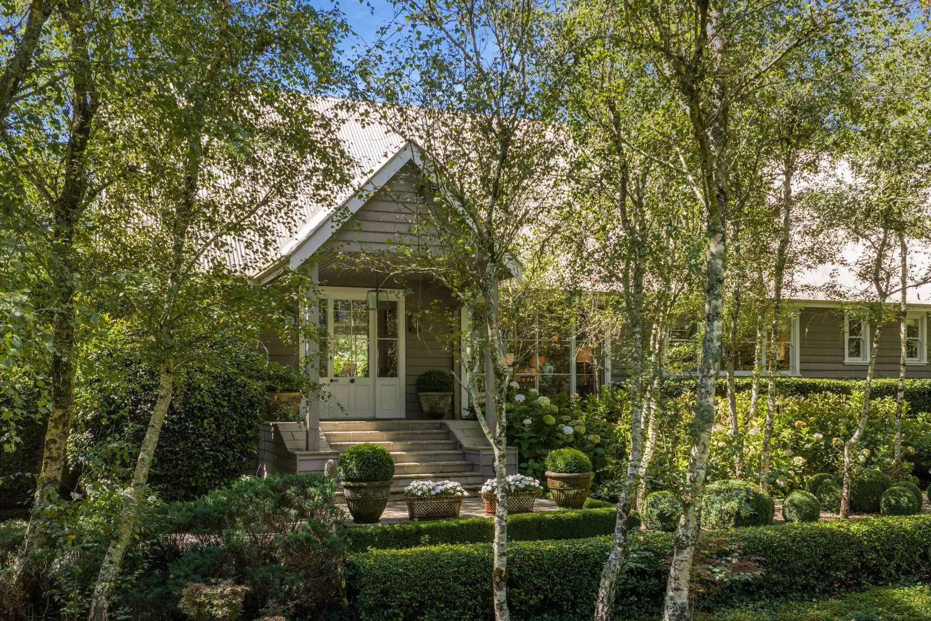 225 Wildes Meadow Road, Wildes Meadow Sold by Sydney Sotheby's International Realty - image 2