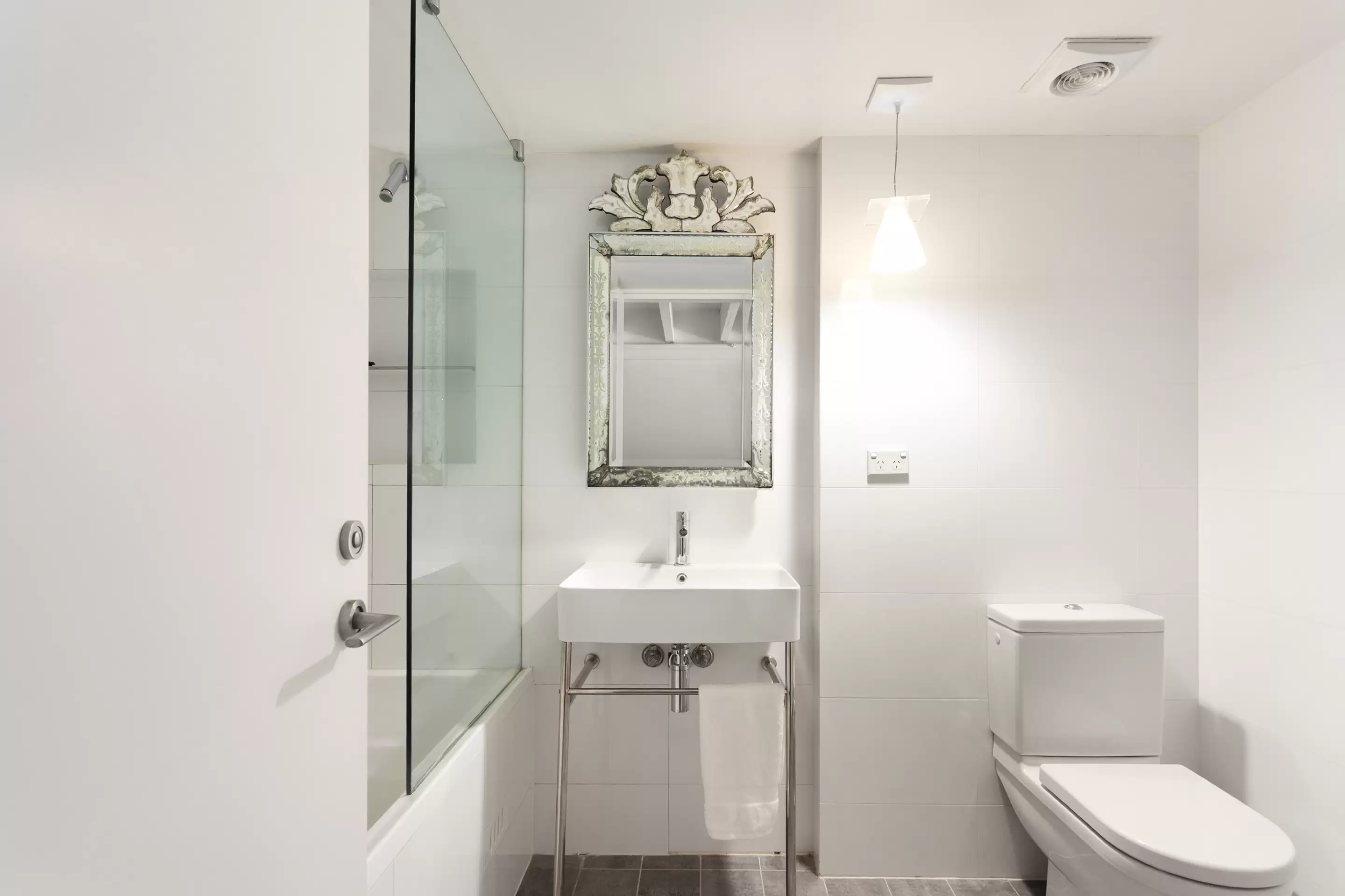 113/148 Goulburn Street, Surry Hills Sold by Sydney Sotheby's International Realty - image 12