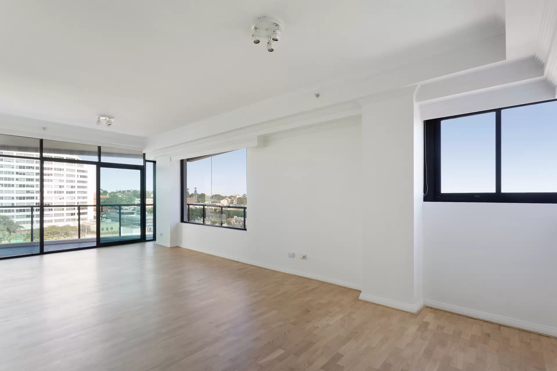 43/17 Newland Street, Bondi Junction Sold by Sydney Sotheby's International Realty - image 1