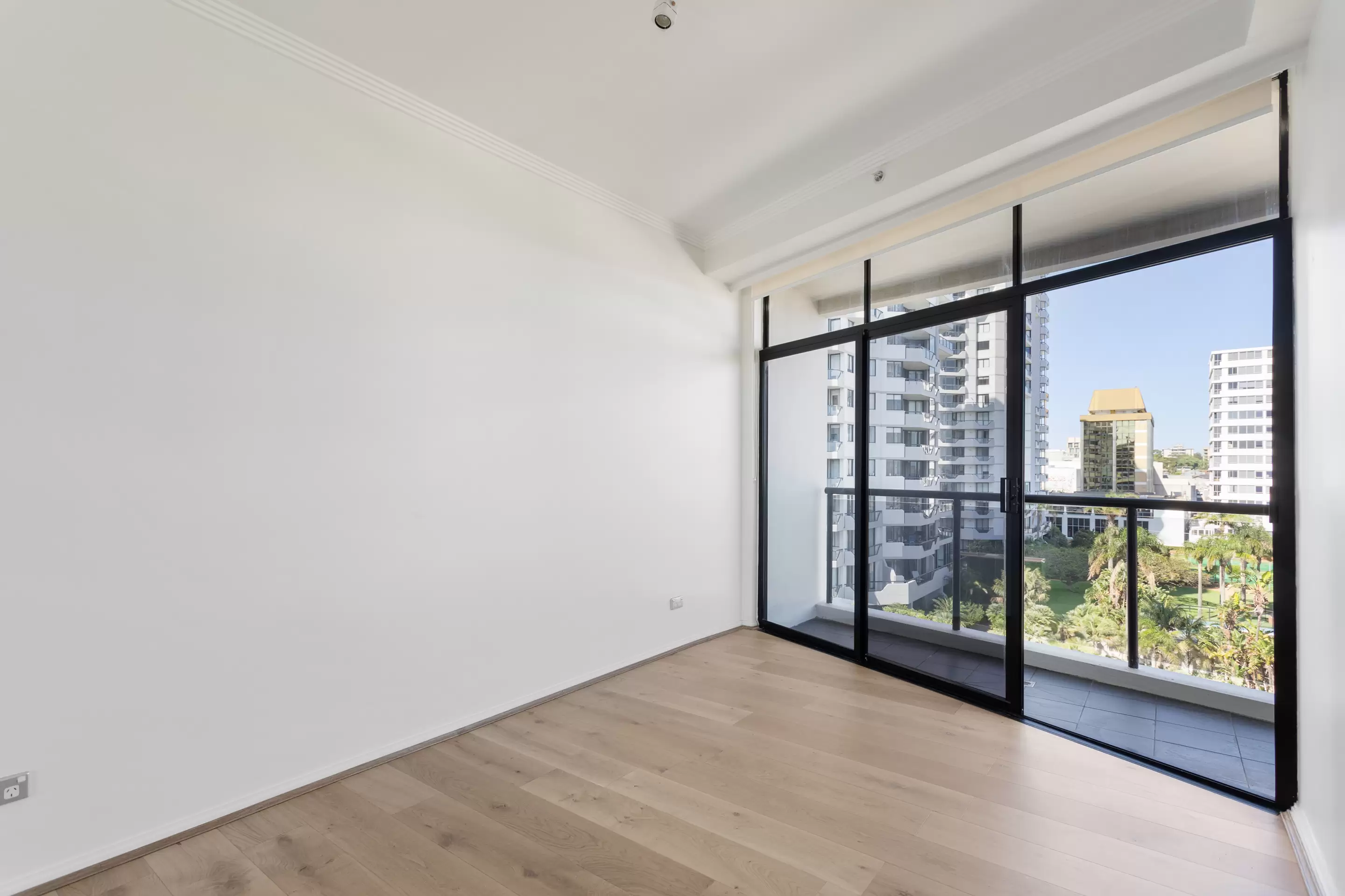 43/17 Newland Street, Bondi Junction Sold by Sydney Sotheby's International Realty - image 6