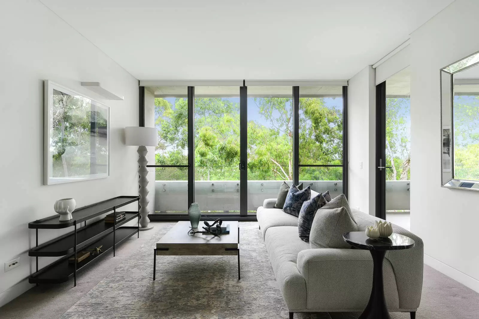 233/5-7 Dunstan Grove, Lindfield Sold by Sydney Sotheby's International Realty - image 1