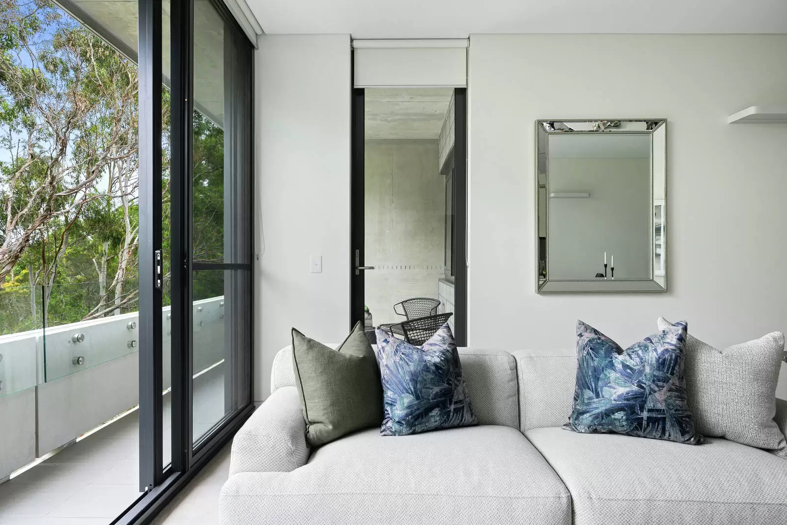 233/5-7 Dunstan Grove, Lindfield Sold by Sydney Sotheby's International Realty - image 5