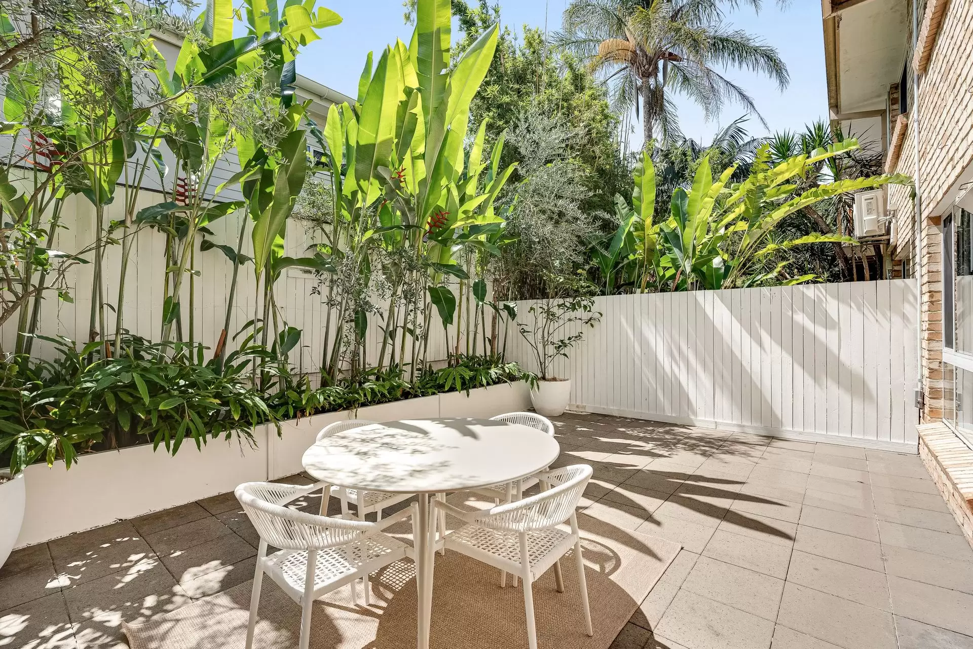 3/49 Belongil Crescent, Byron Bay Sold by Sydney Sotheby's International Realty - image 4