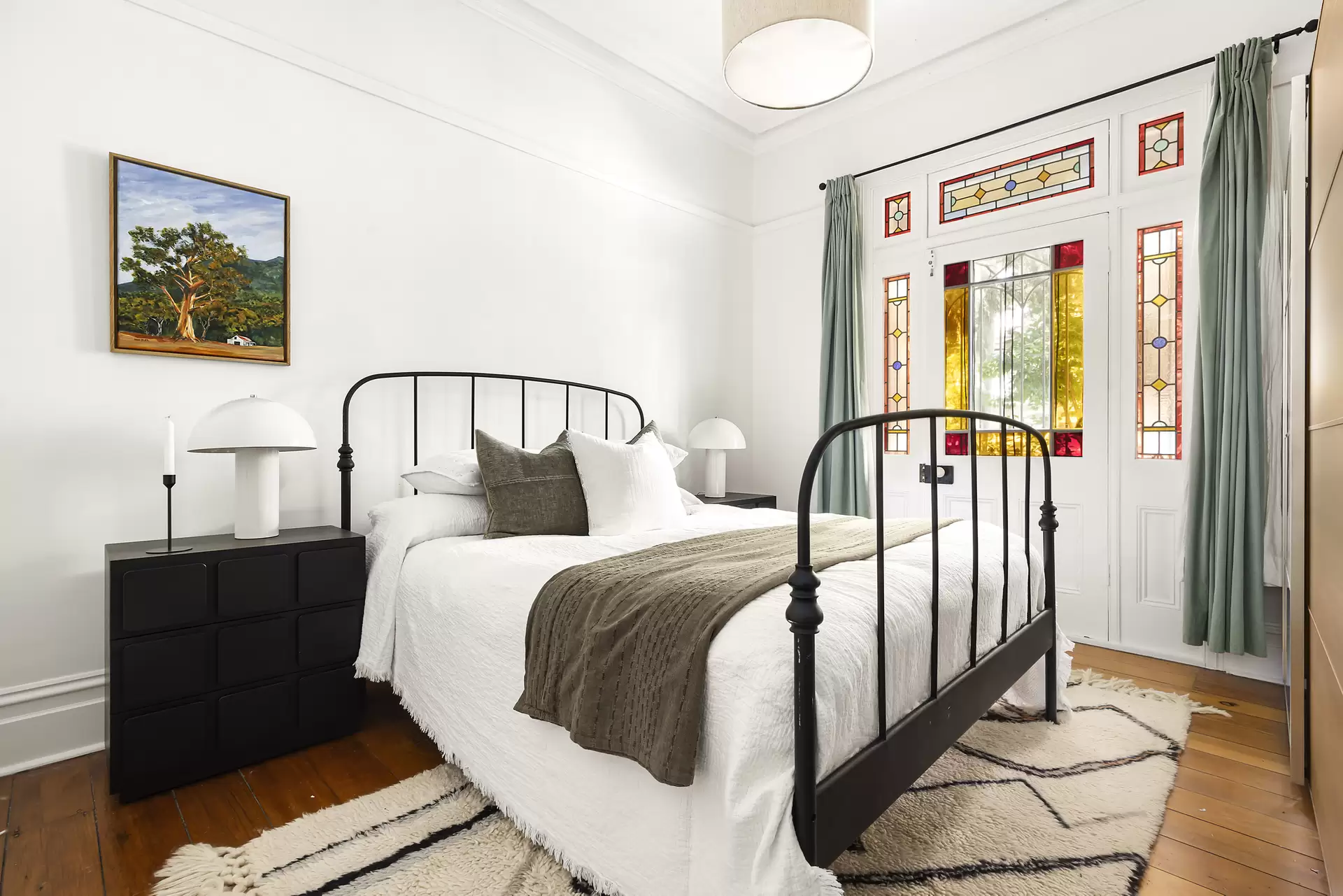 33 Ruthven Street, Bondi Junction Sold by Sydney Sotheby's International Realty - image 1