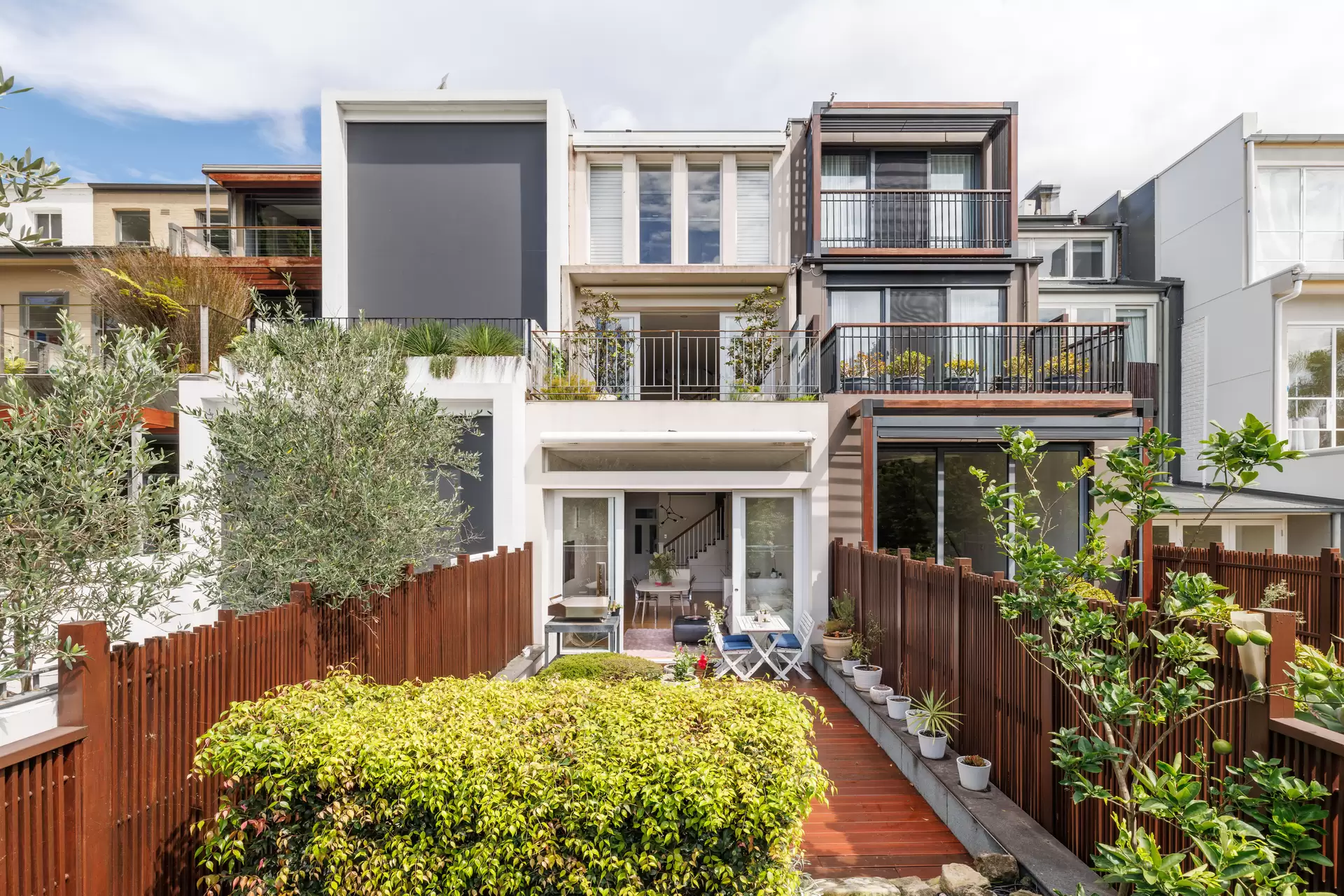 70 Sutherland Street, Paddington Sold by Sydney Sotheby's International Realty - image 1