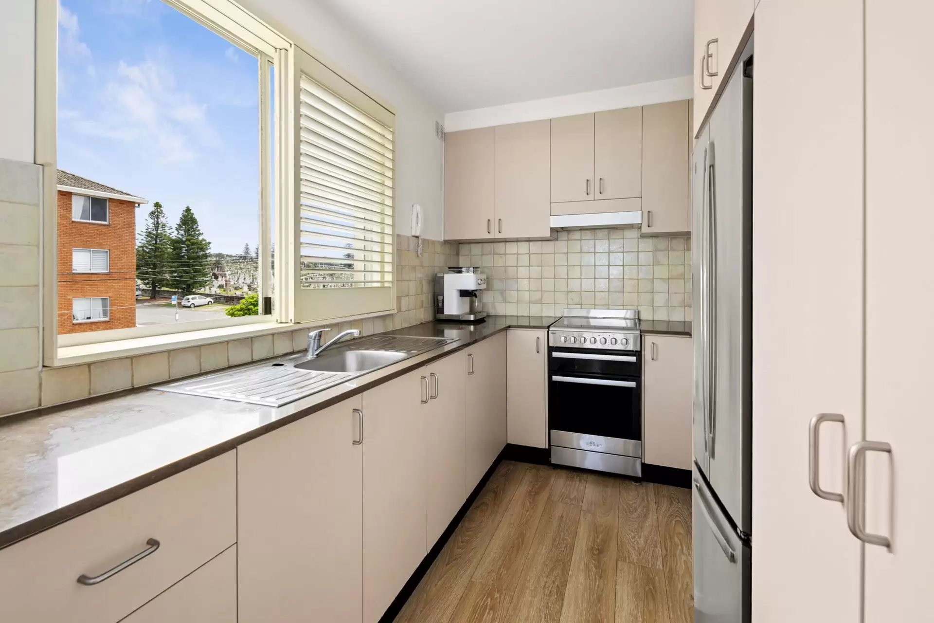 4/131 Boundary Street, Clovelly Sold by Sydney Sotheby's International Realty - image 6