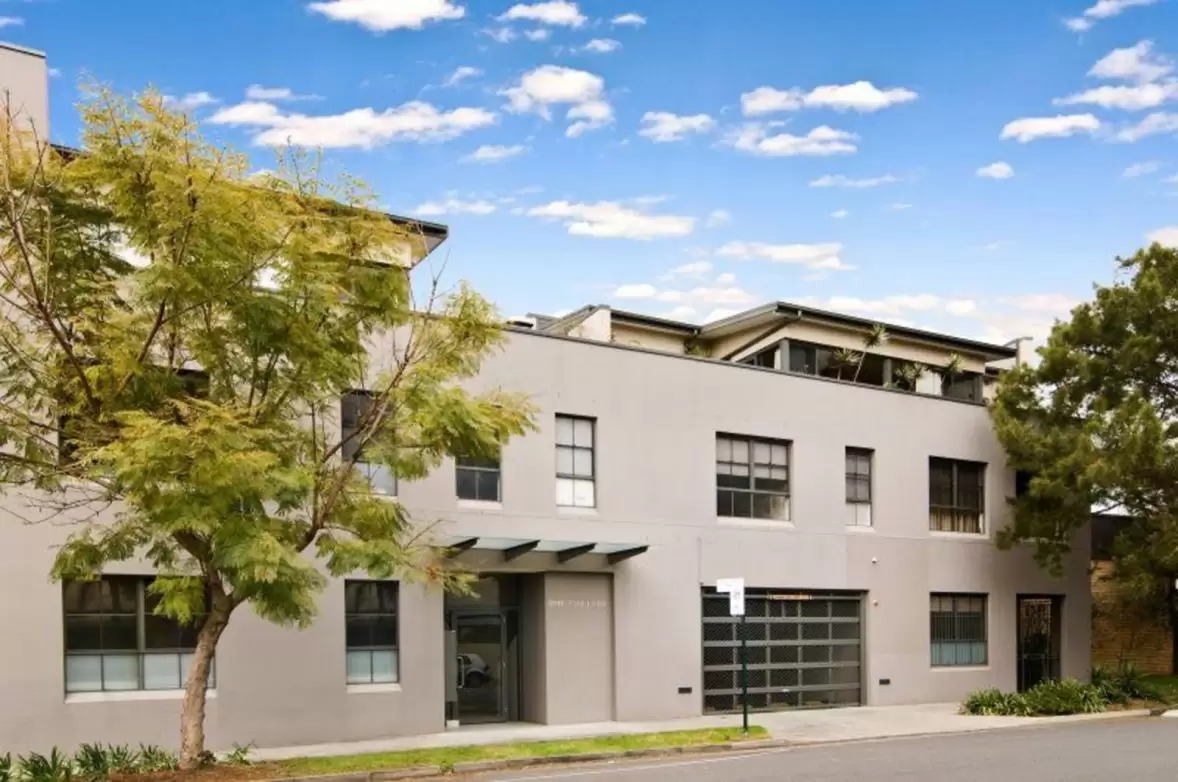 2-4 Lawrence Street, Alexandria Leased by Sydney Sotheby's International Realty - image 5