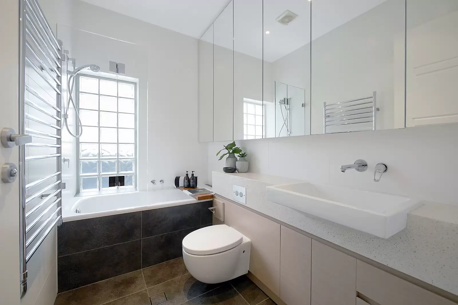 43 Frederick Street, North Bondi Sold by Sydney Sotheby's International Realty - image 9