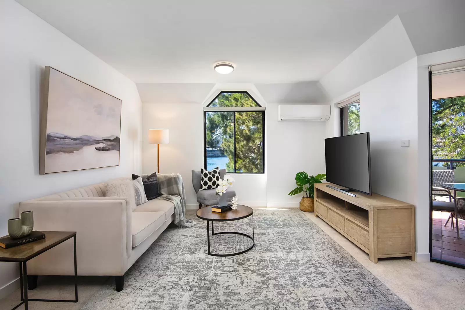 22/29-31 Cook Street, Glebe Sold by Sydney Sotheby's International Realty - image 1