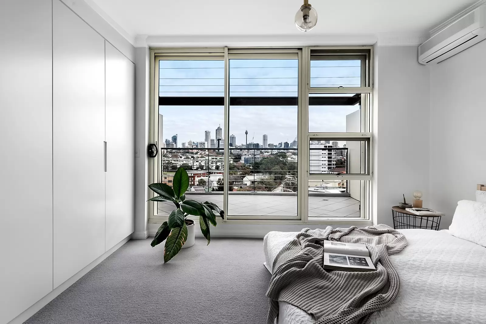 1015/161 New South Head Road, Edgecliff Sold by Sydney Sotheby's International Realty - image 6