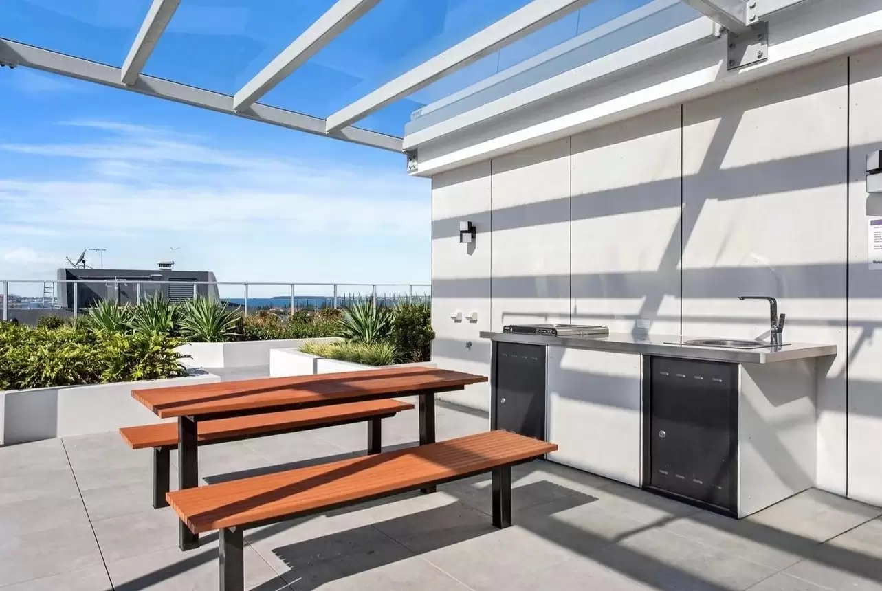504/70 Regent Street, Kogarah Sold by Sydney Sotheby's International Realty - image 7
