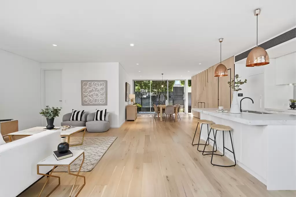 3/587 Old South Head Road, Rose Bay For Sale by Sydney Sotheby's International Realty