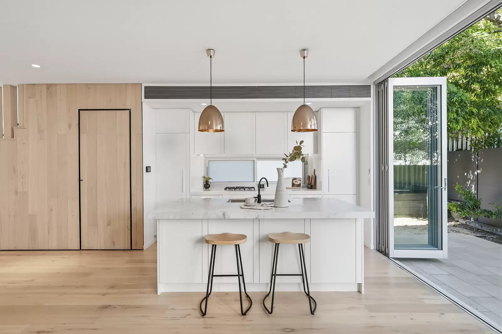 3/587 Old South Head Road, Rose Bay For Sale by Sydney Sotheby's International Realty - image 4