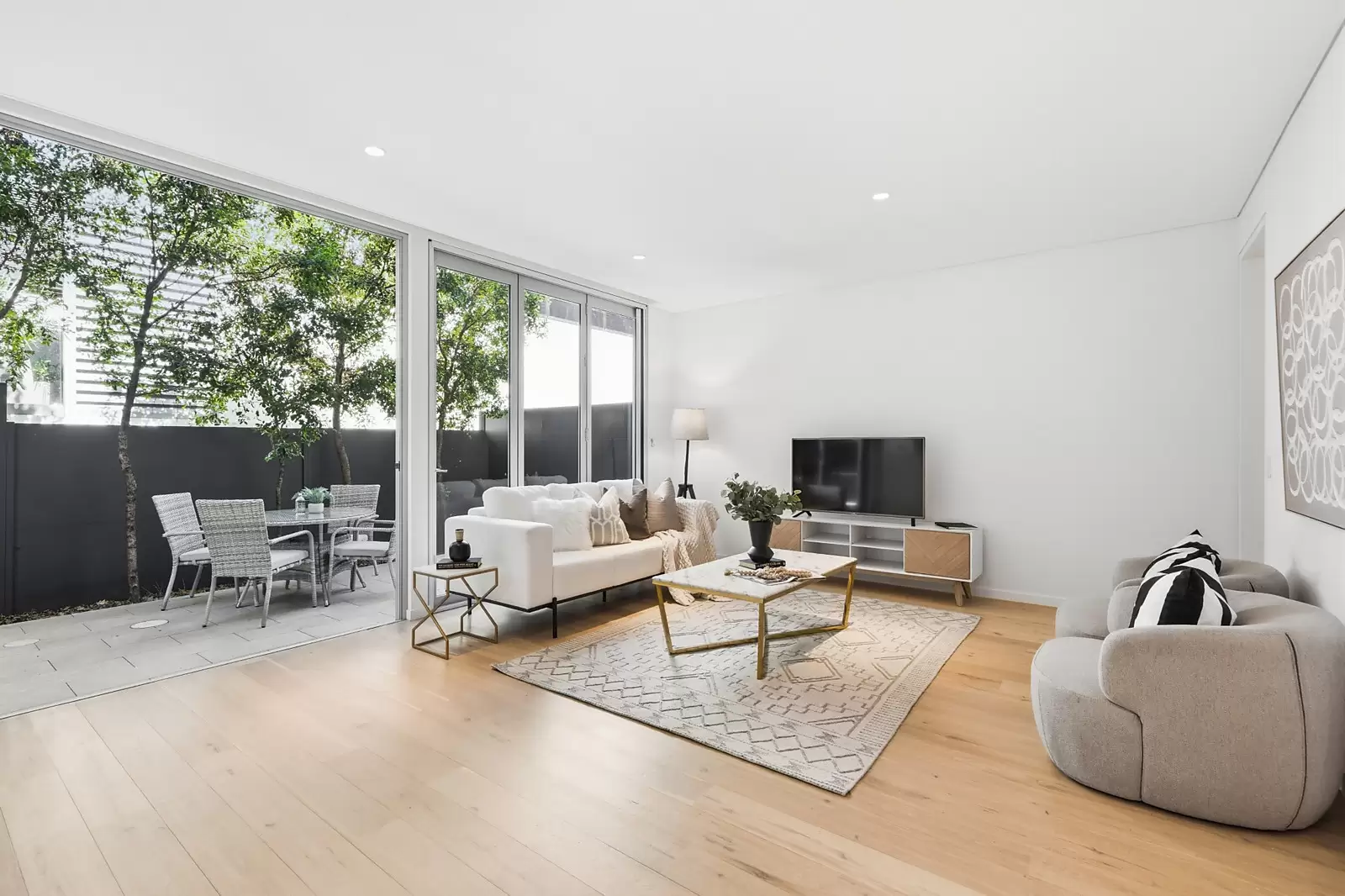 3/587 Old South Head Road, Rose Bay For Sale by Sydney Sotheby's International Realty - image 5