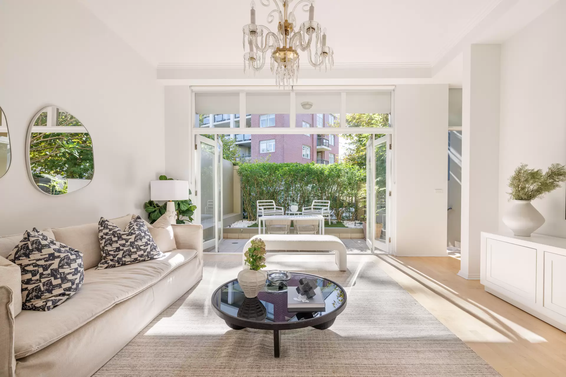 72 Gipps Street, Paddington Sold by Sydney Sotheby's International Realty - image 1