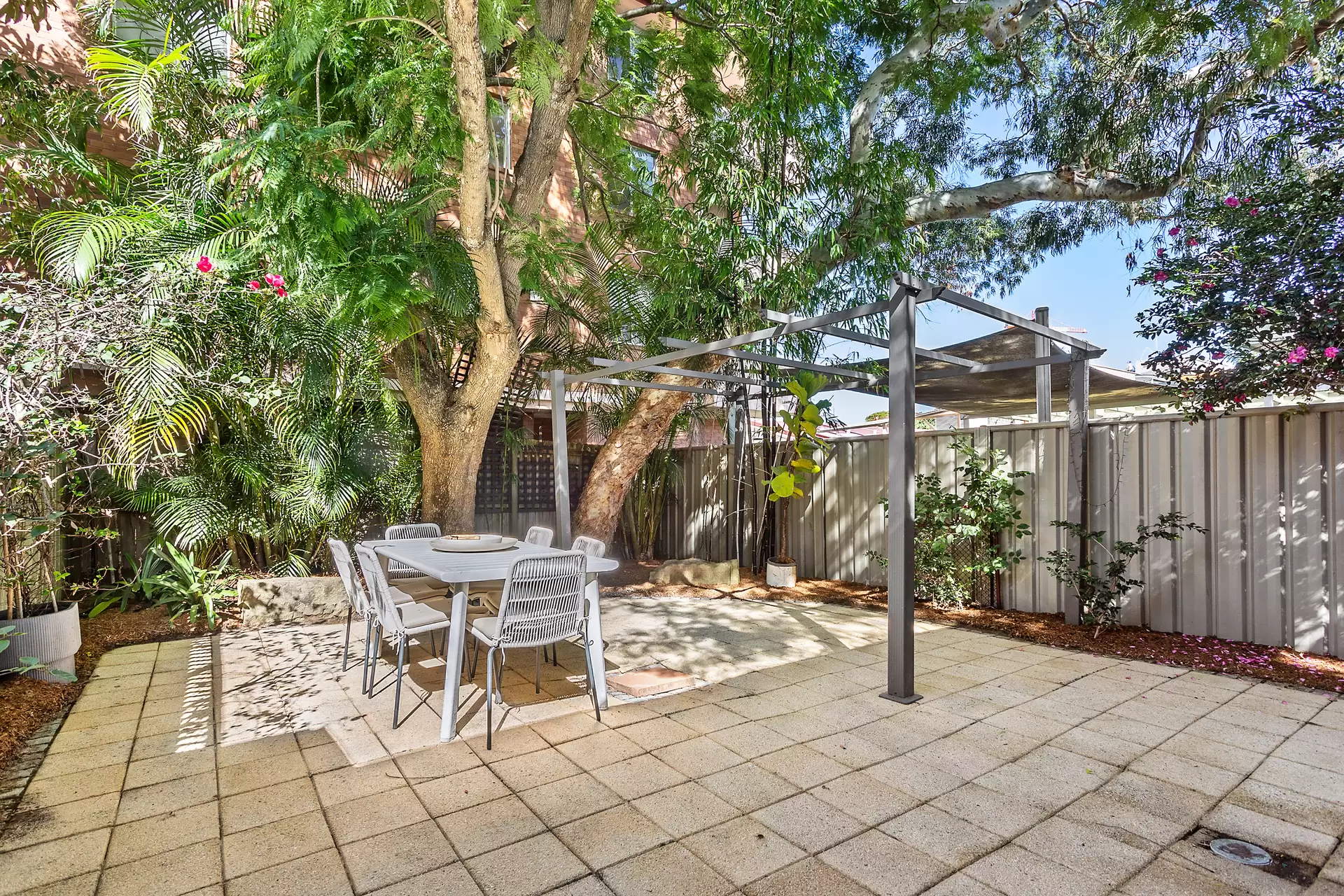 58 Barker Street, Kingsford Sold by Sydney Sotheby's International Realty - image 2