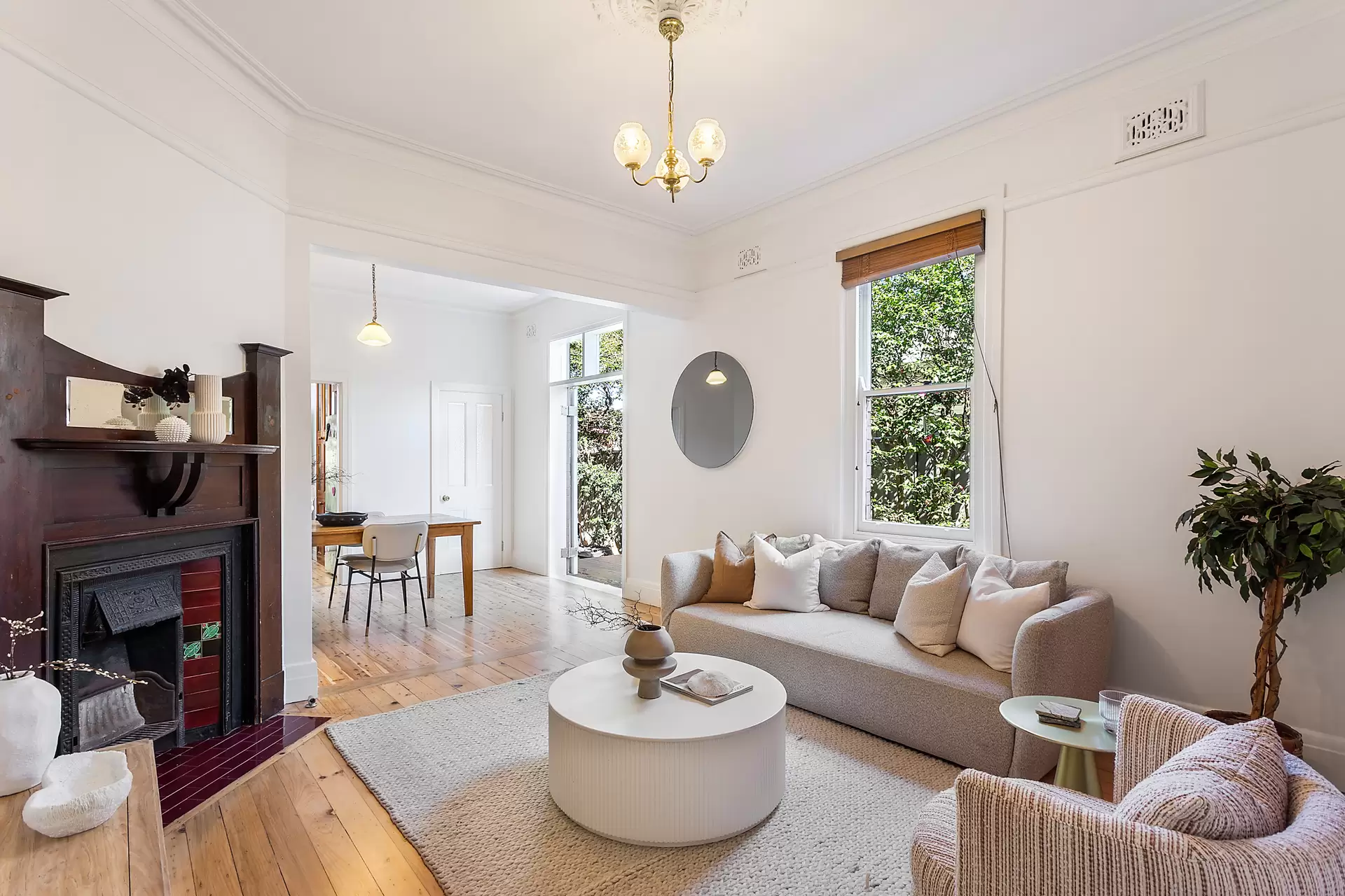 58 Barker Street, Kingsford Sold by Sydney Sotheby's International Realty - image 4