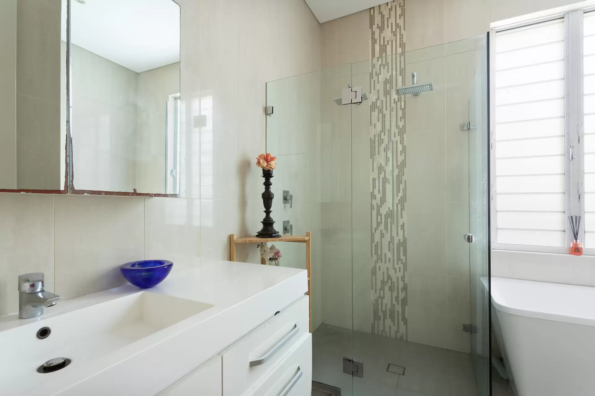 362 Avoca Street, Kingsford Sold by Sydney Sotheby's International Realty - image 1