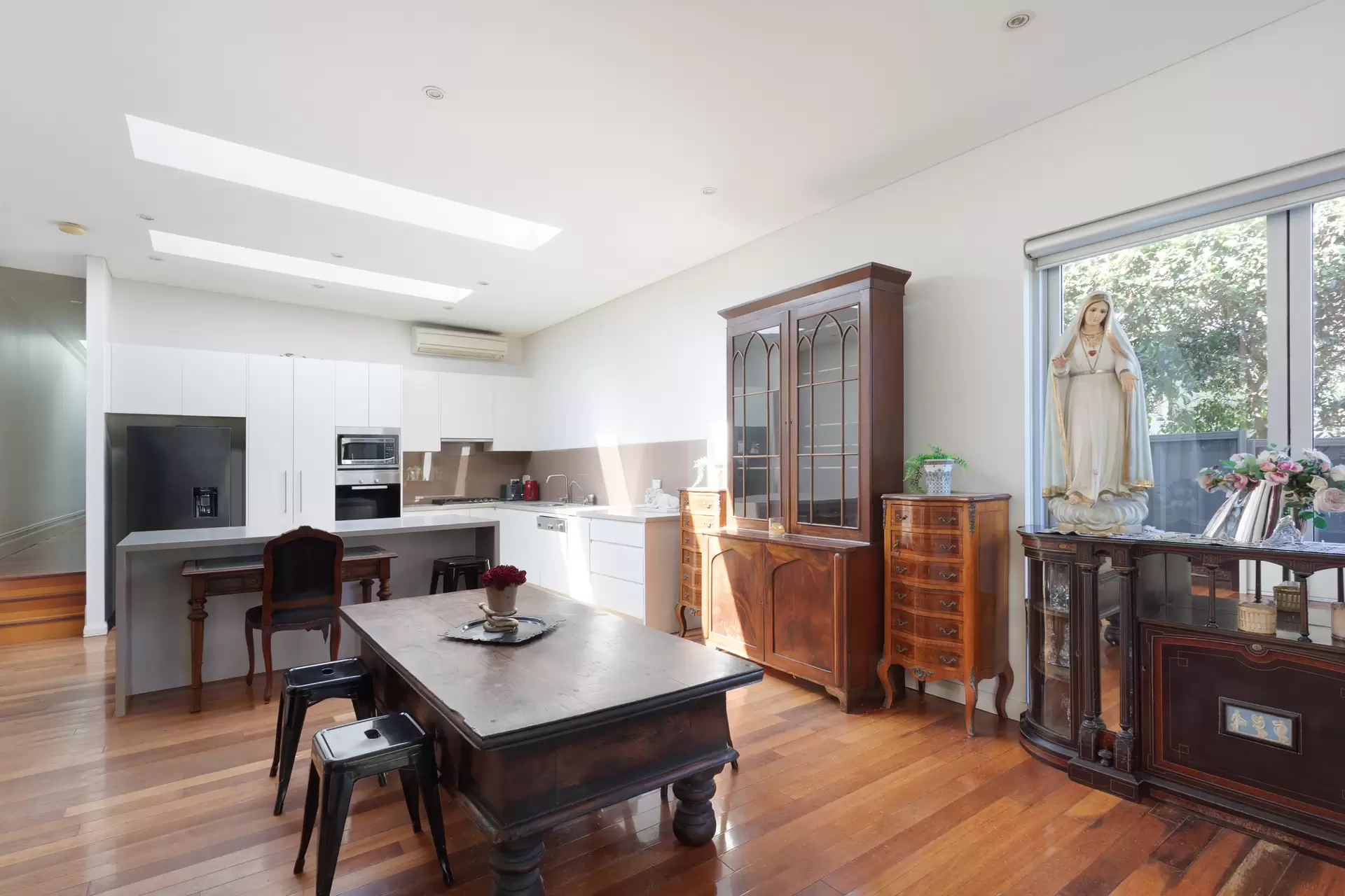 362 Avoca Street, Kingsford Sold by Sydney Sotheby's International Realty - image 1