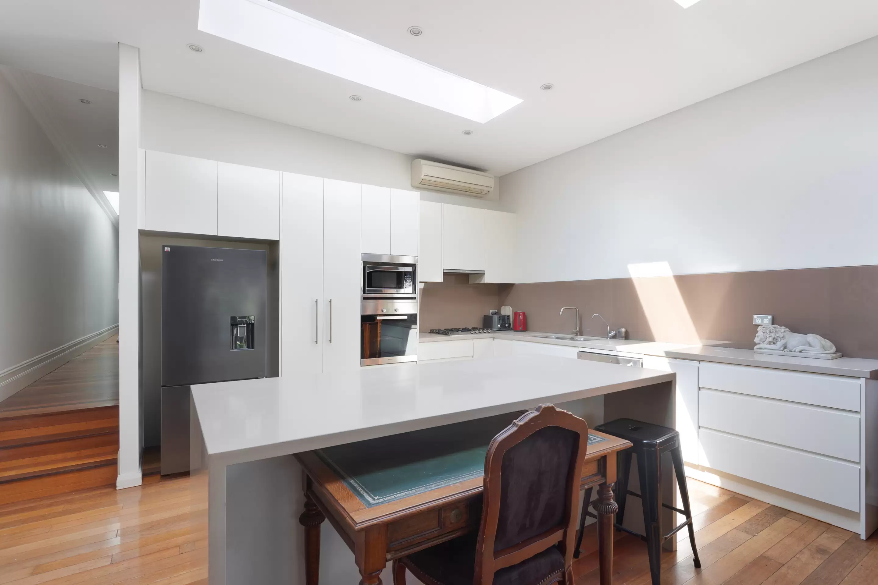 362 Avoca Street, Kingsford Sold by Sydney Sotheby's International Realty - image 2