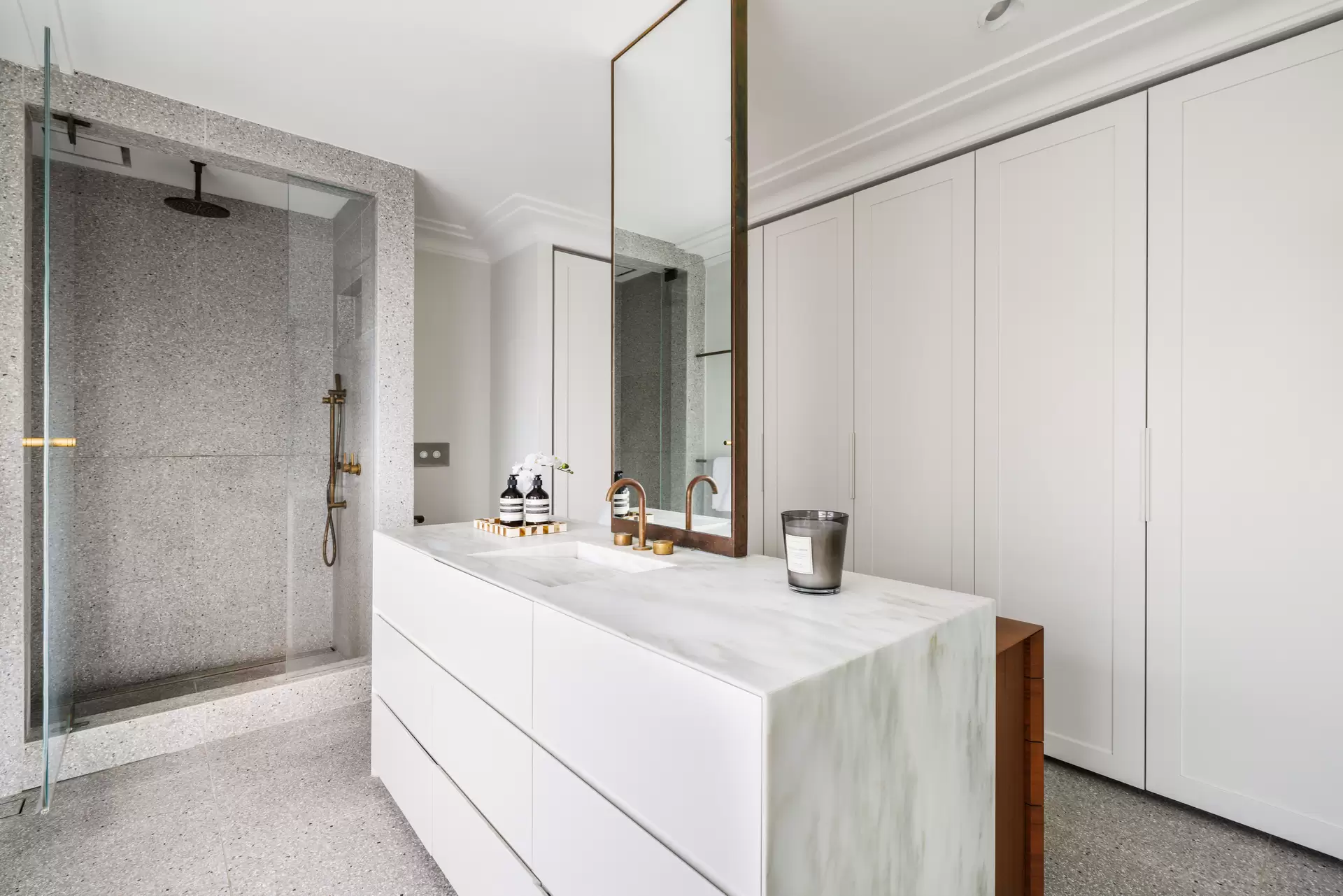 6/27 Drumalbyn Road, Bellevue Hill Sold by Sydney Sotheby's International Realty - image 1