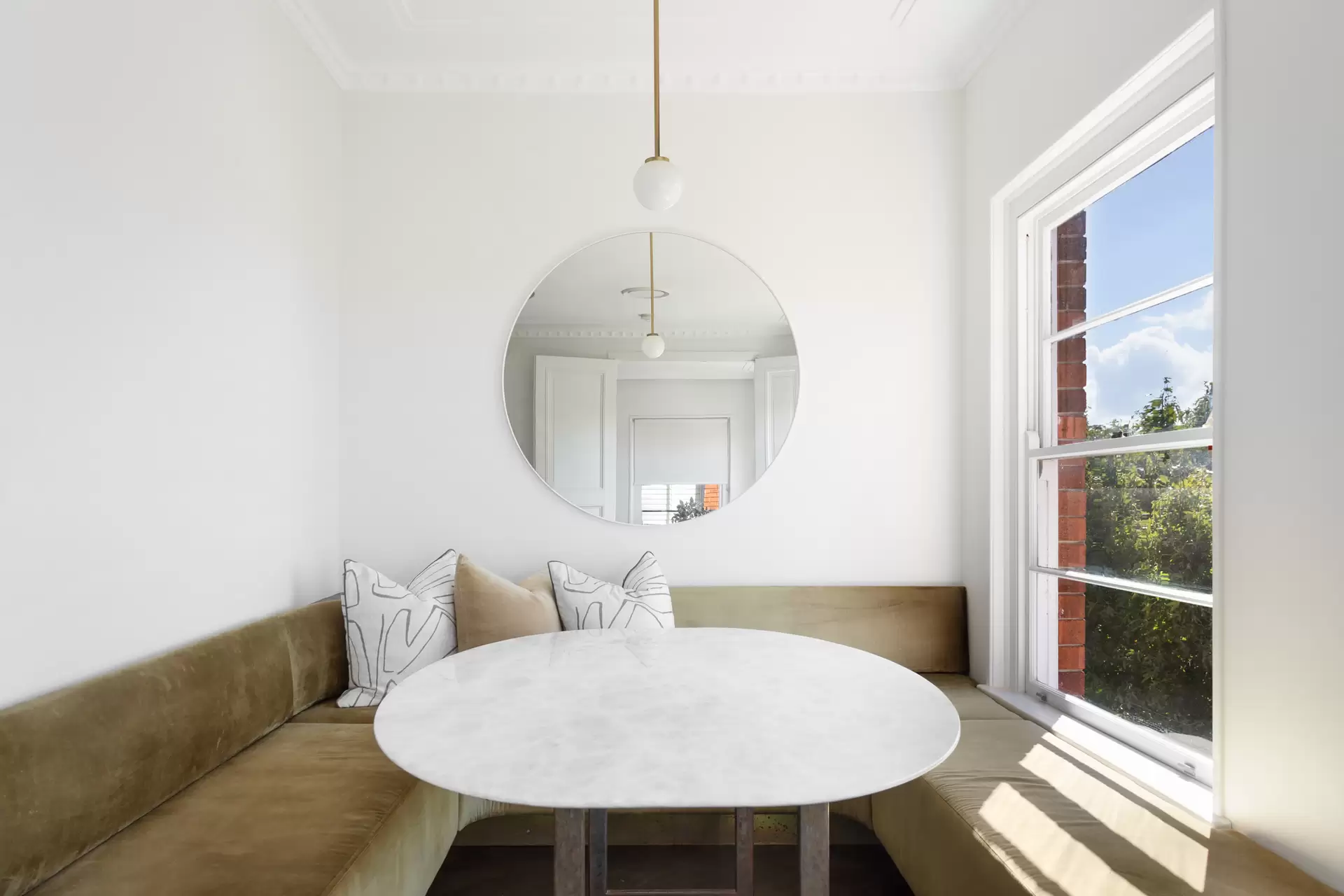 6/27 Drumalbyn Road, Bellevue Hill Sold by Sydney Sotheby's International Realty - image 1