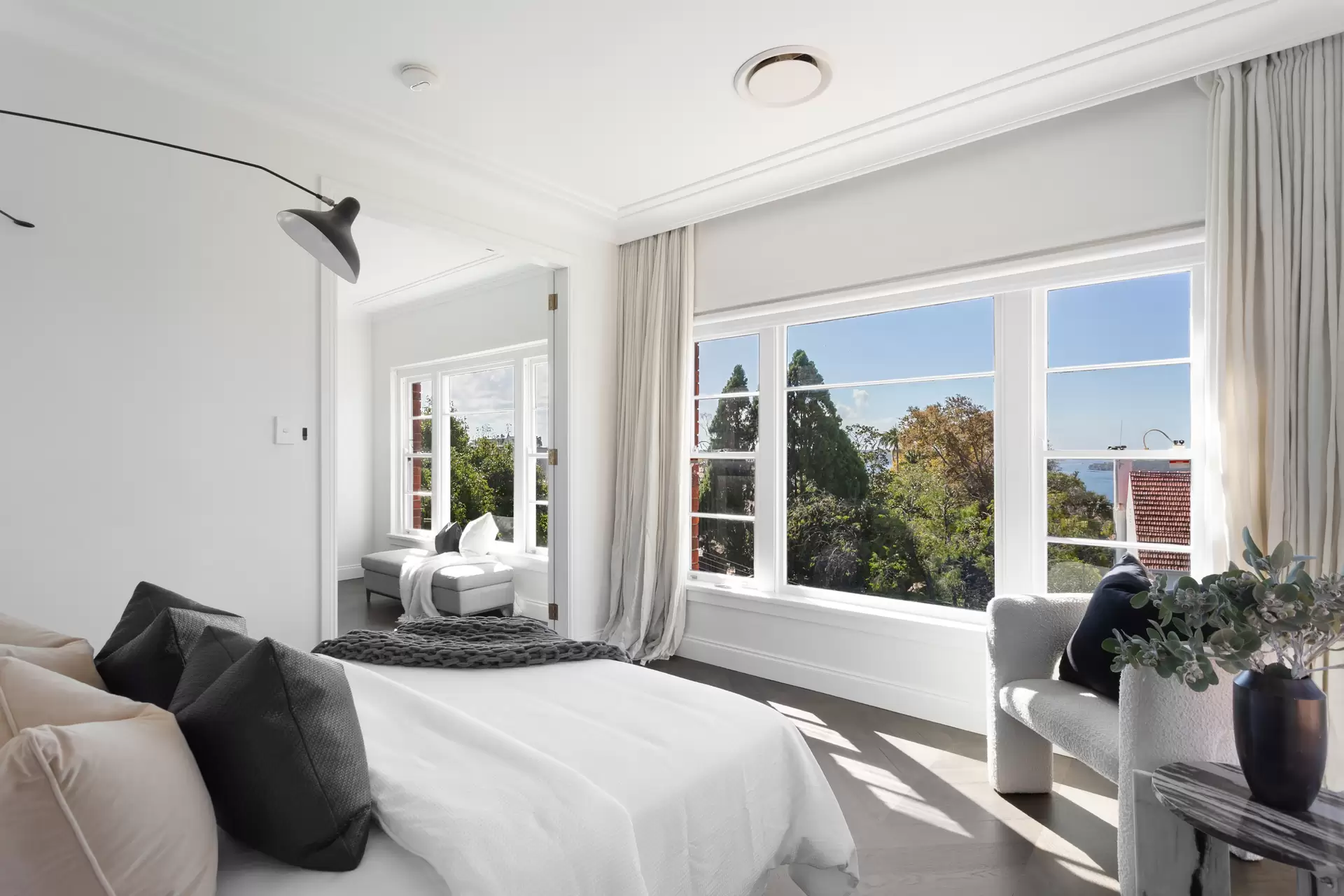 6/27 Drumalbyn Road, Bellevue Hill Sold by Sydney Sotheby's International Realty - image 1