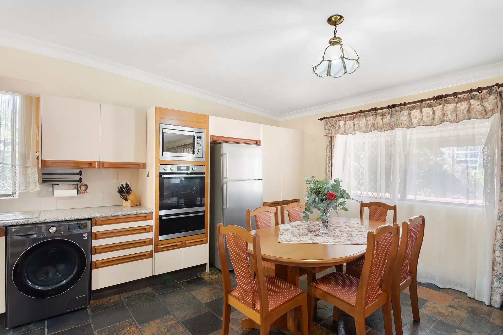 153 Mount Street, Coogee Sold by Sydney Sotheby's International Realty - image 6