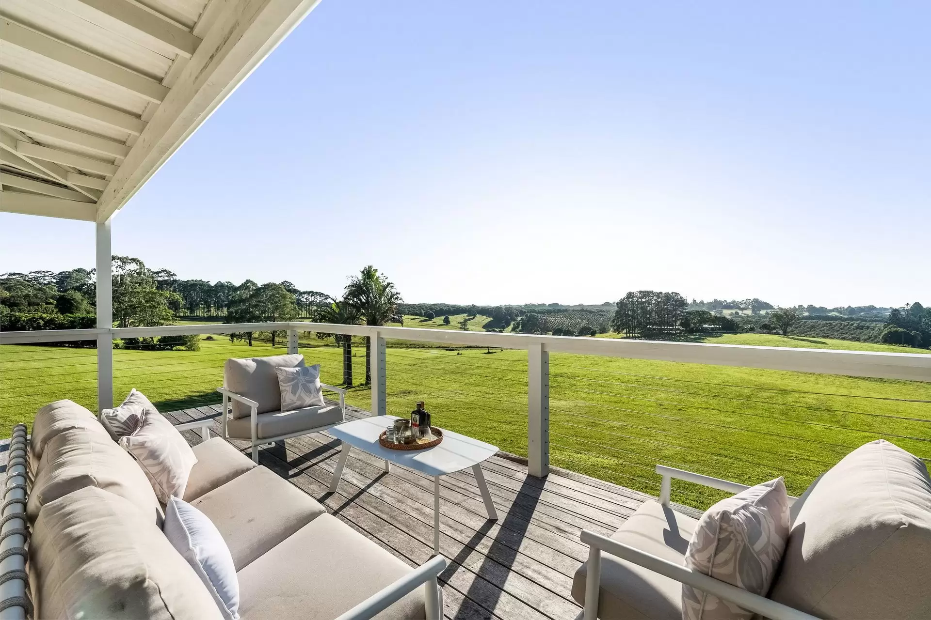 330 Fernleigh Road, Fernleigh Sold by Sydney Sotheby's International Realty - image 2
