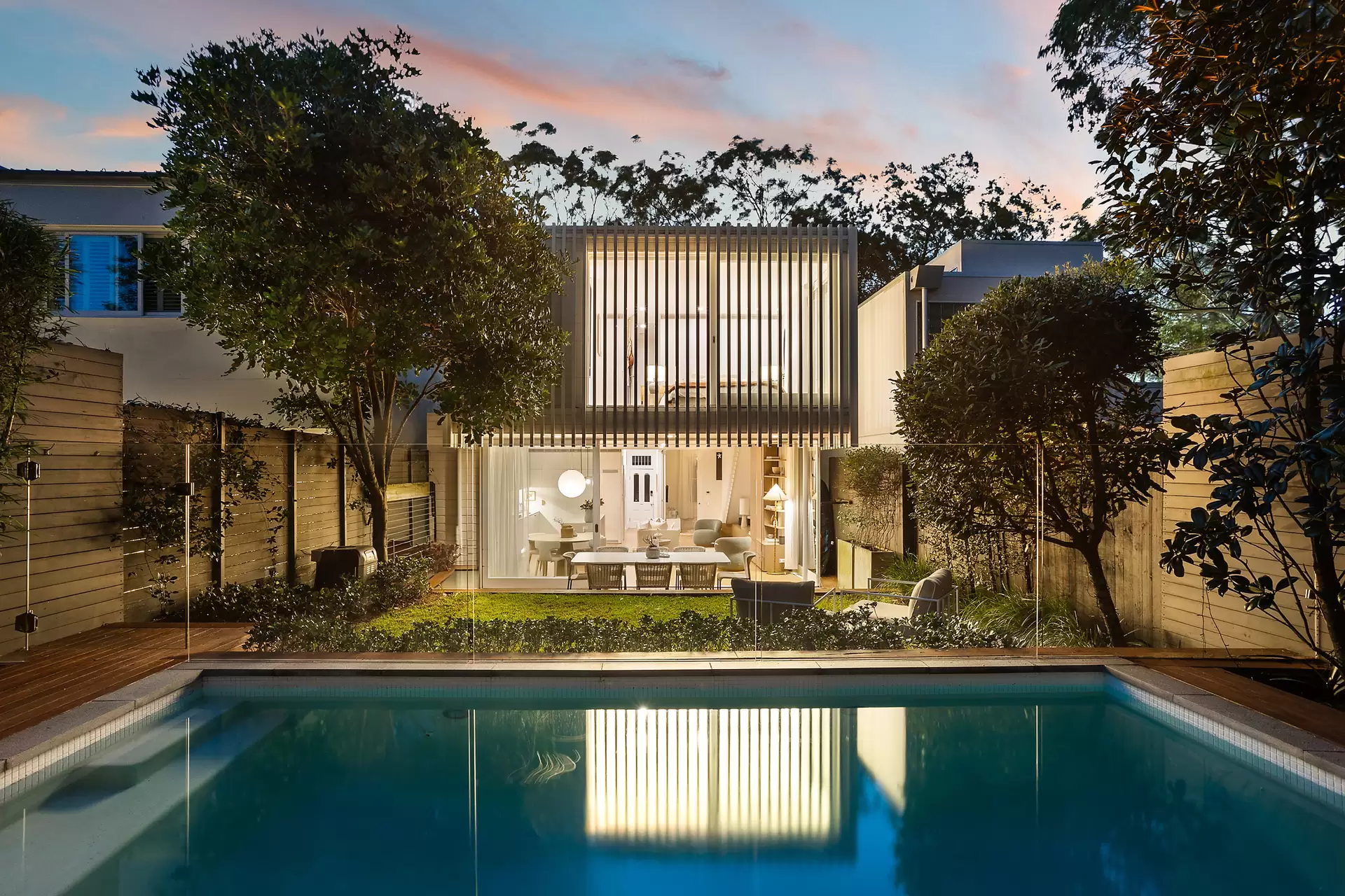 64 St James Road, Bondi Junction Sold by Sydney Sotheby's International Realty - image 1