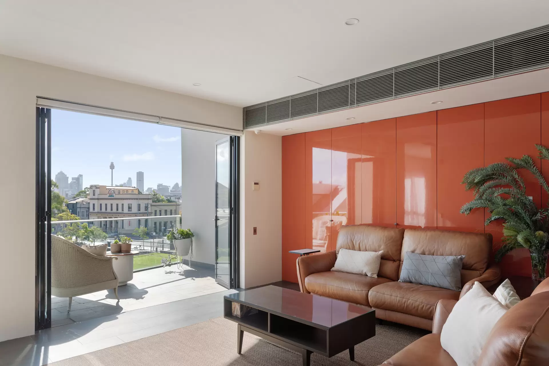 47/13 Oatley Road, Paddington Sold by Sydney Sotheby's International Realty - image 1