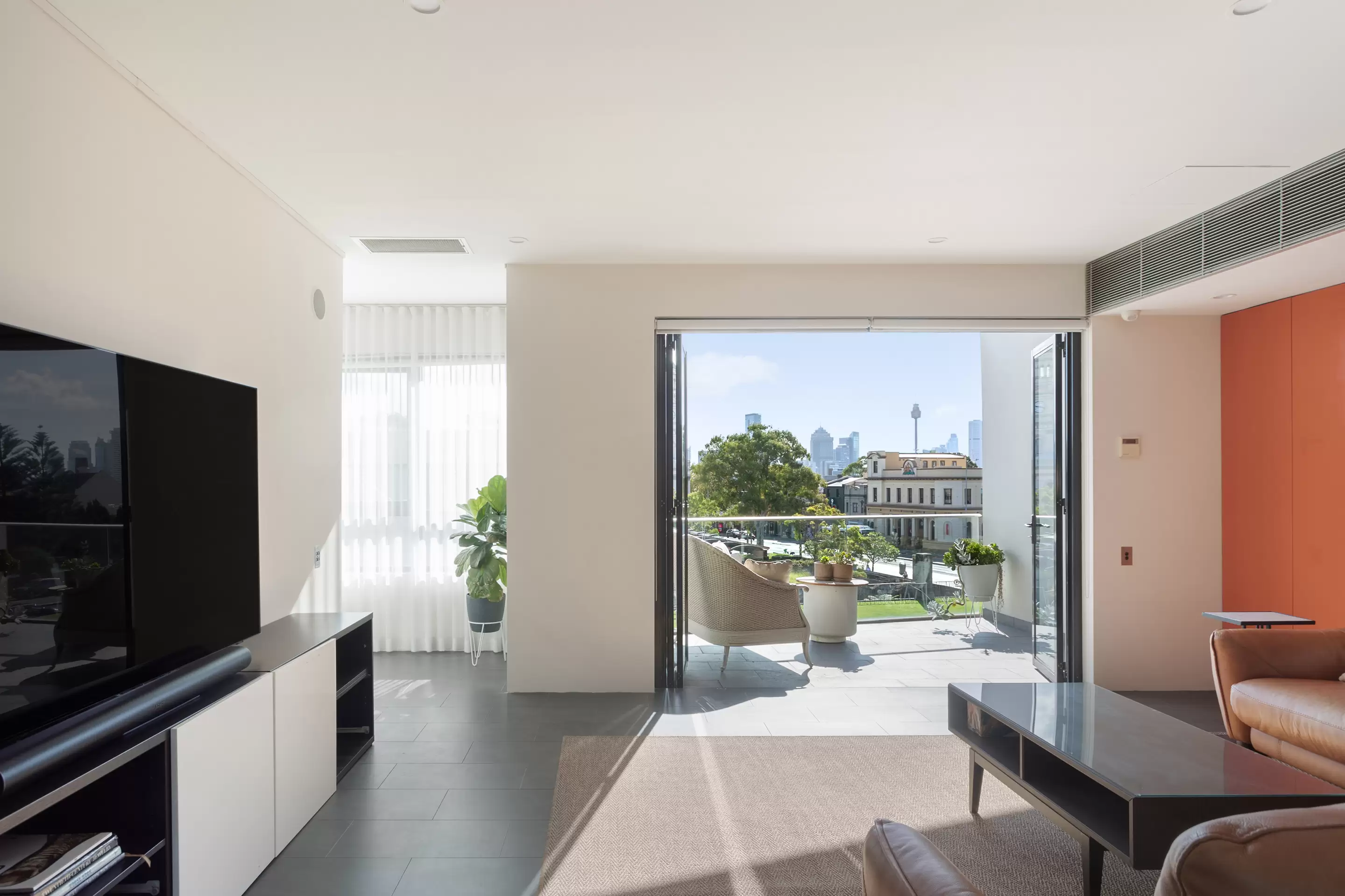 47/13 Oatley Road, Paddington Sold by Sydney Sotheby's International Realty - image 3