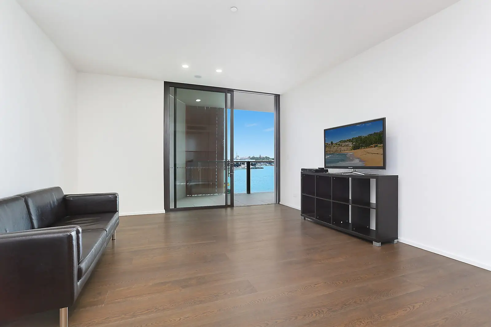 203/17 Barangaroo Avenue, Barangaroo Sold by Sydney Sotheby's International Realty - image 3