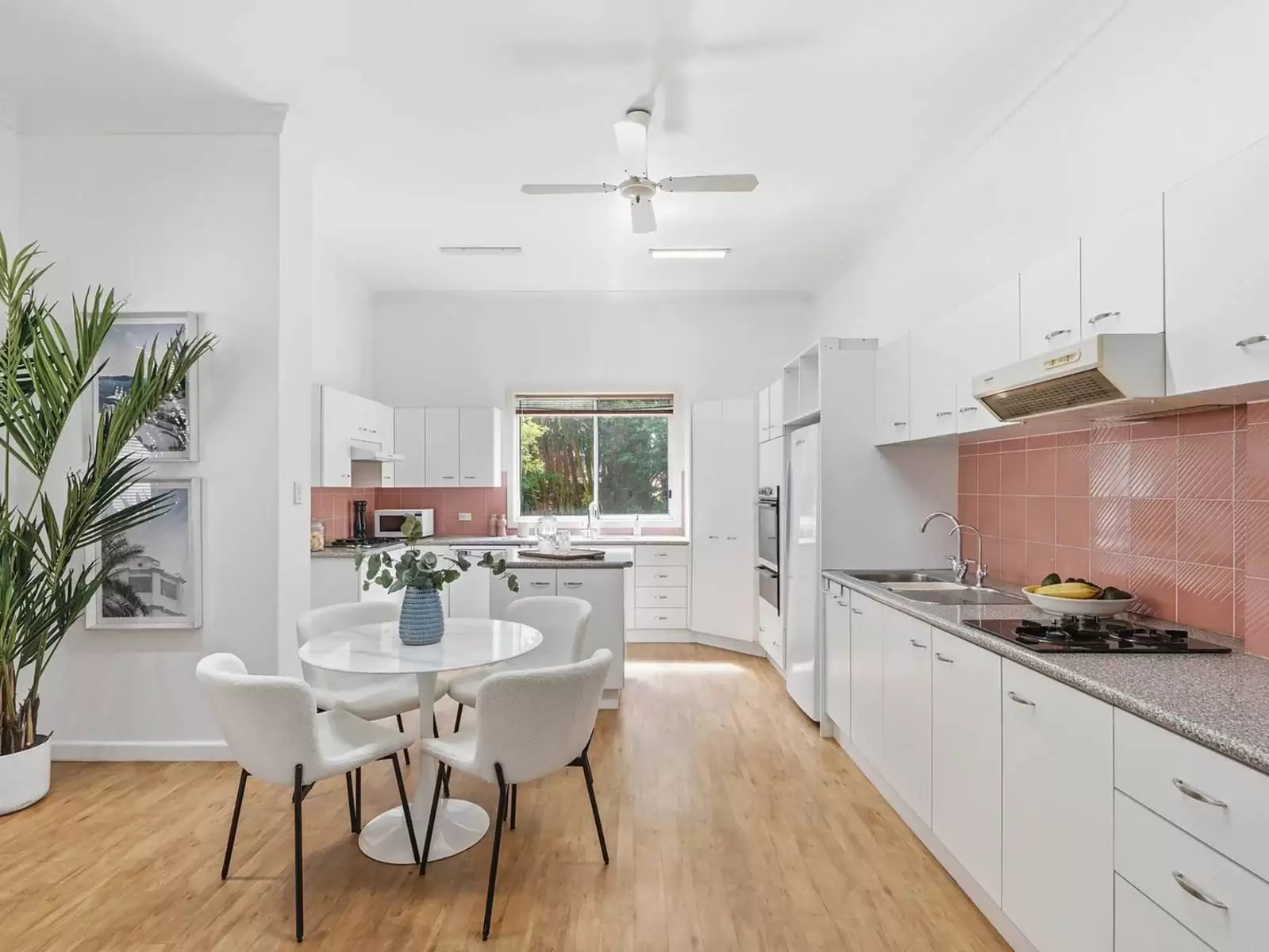 8 New Street, Bondi Leased by Sydney Sotheby's International Realty - image 4