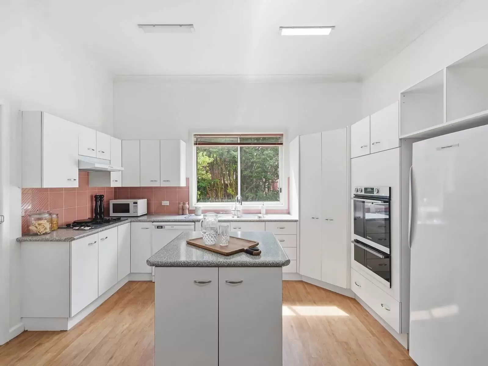 8 New Street, Bondi Leased by Sydney Sotheby's International Realty - image 5