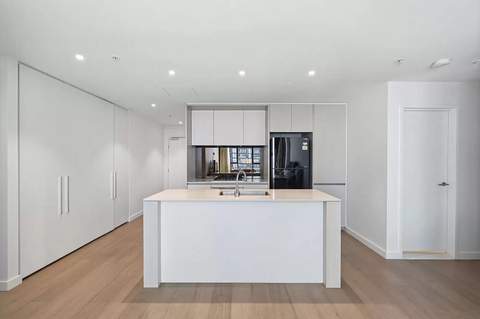 2904/82 Hay Street, Haymarket For Sale by Sydney Sotheby's International Realty - image 4