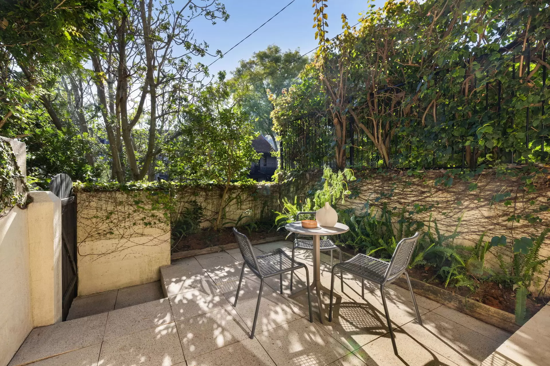 153 Sutherland Street, Paddington Sold by Sydney Sotheby's International Realty - image 4