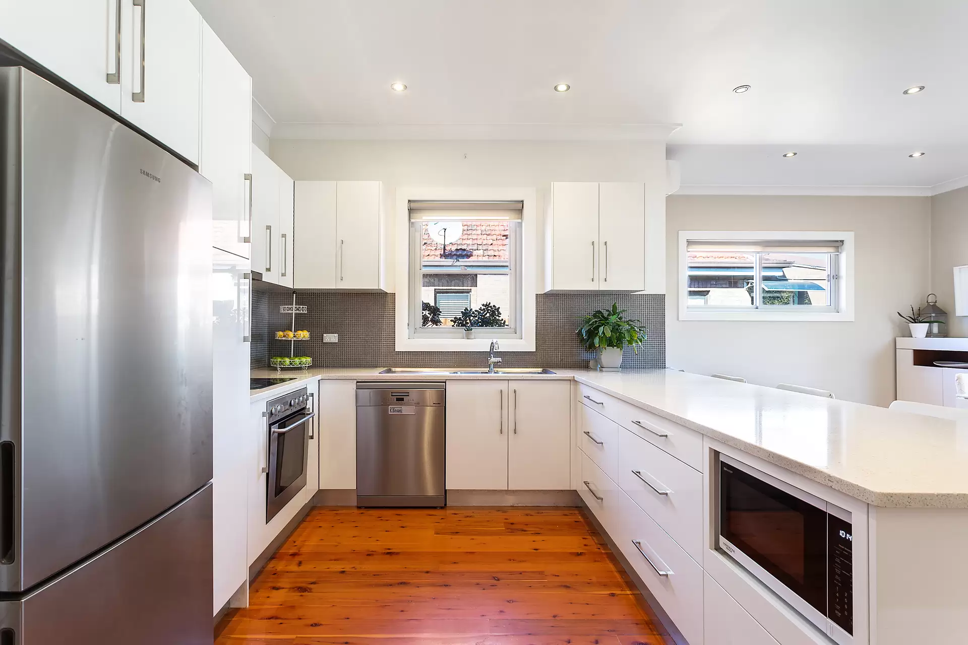 64 Garrett Street, Maroubra Sold by Sydney Sotheby's International Realty - image 4