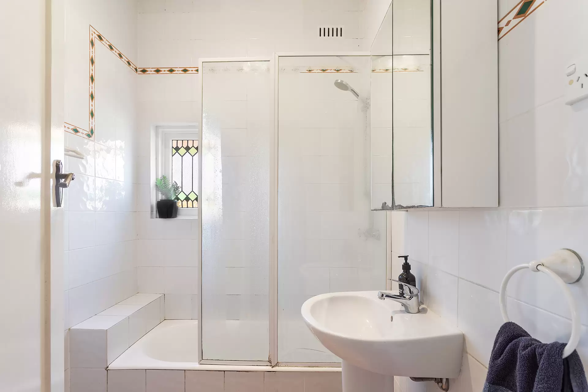 64 Garrett Street, Maroubra Sold by Sydney Sotheby's International Realty - image 9