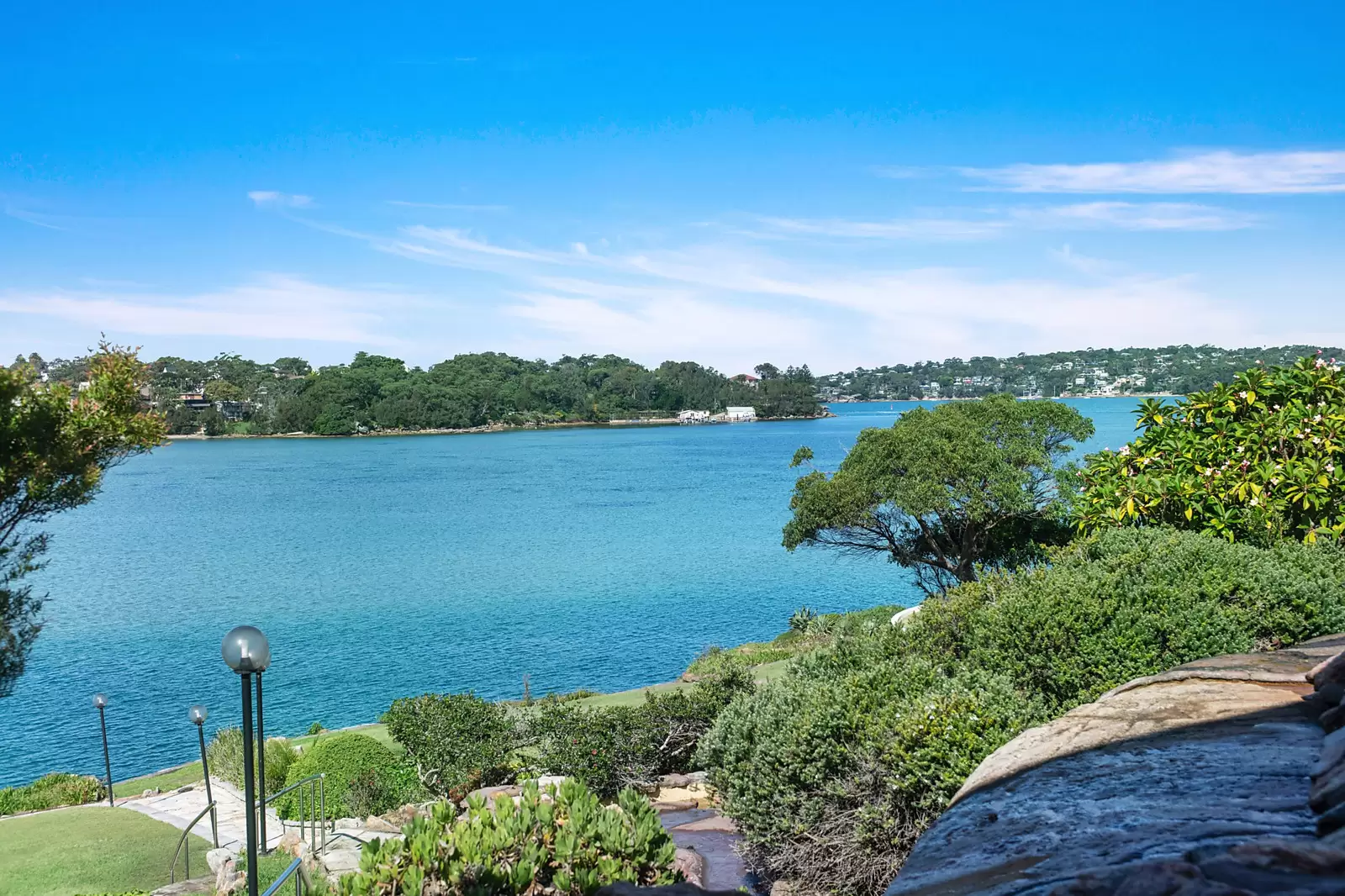 2 Binaville Avenue, Burraneer Sold by Sydney Sotheby's International Realty - image 25