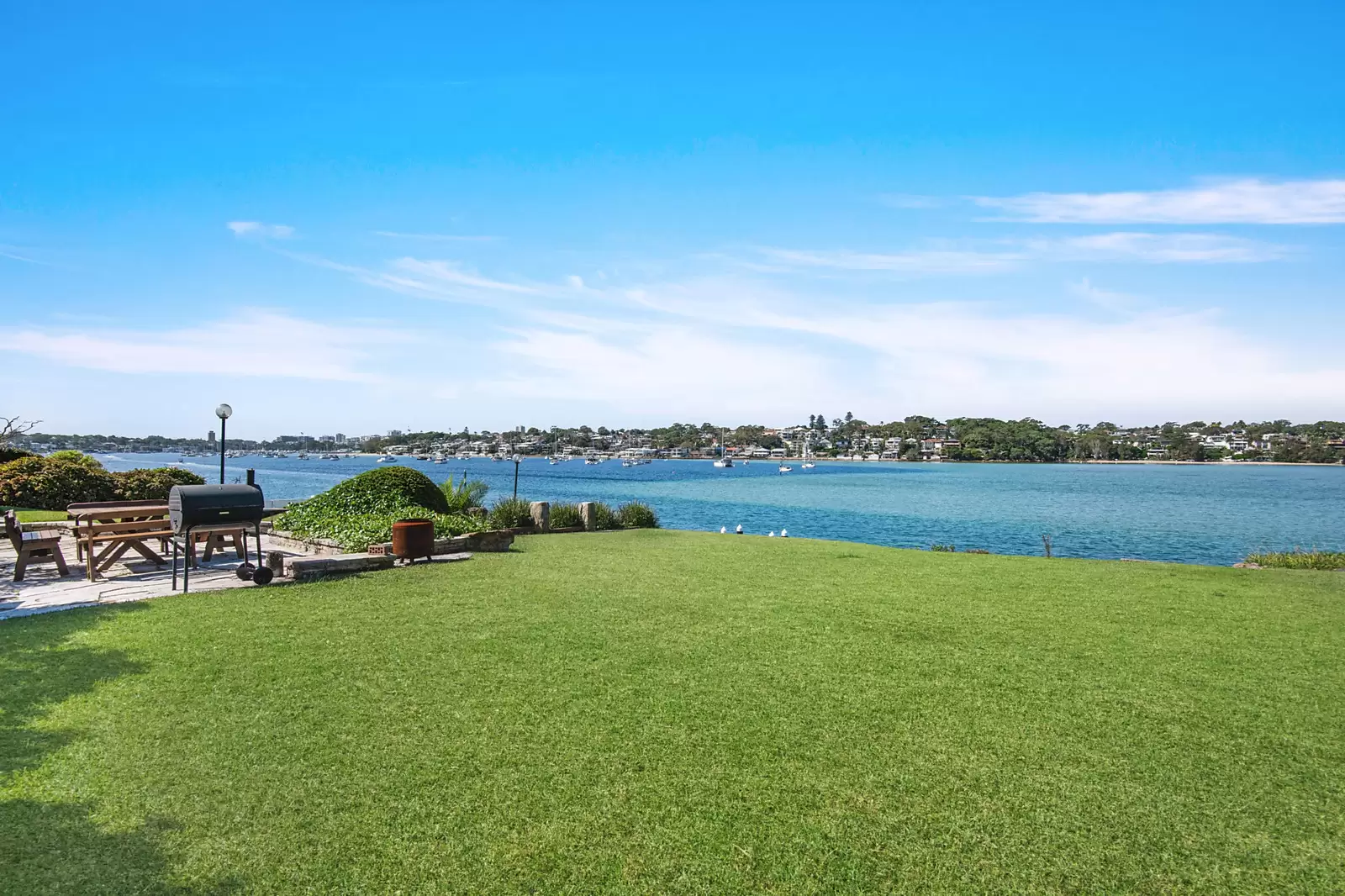 2 Binaville Avenue, Burraneer Sold by Sydney Sotheby's International Realty - image 14