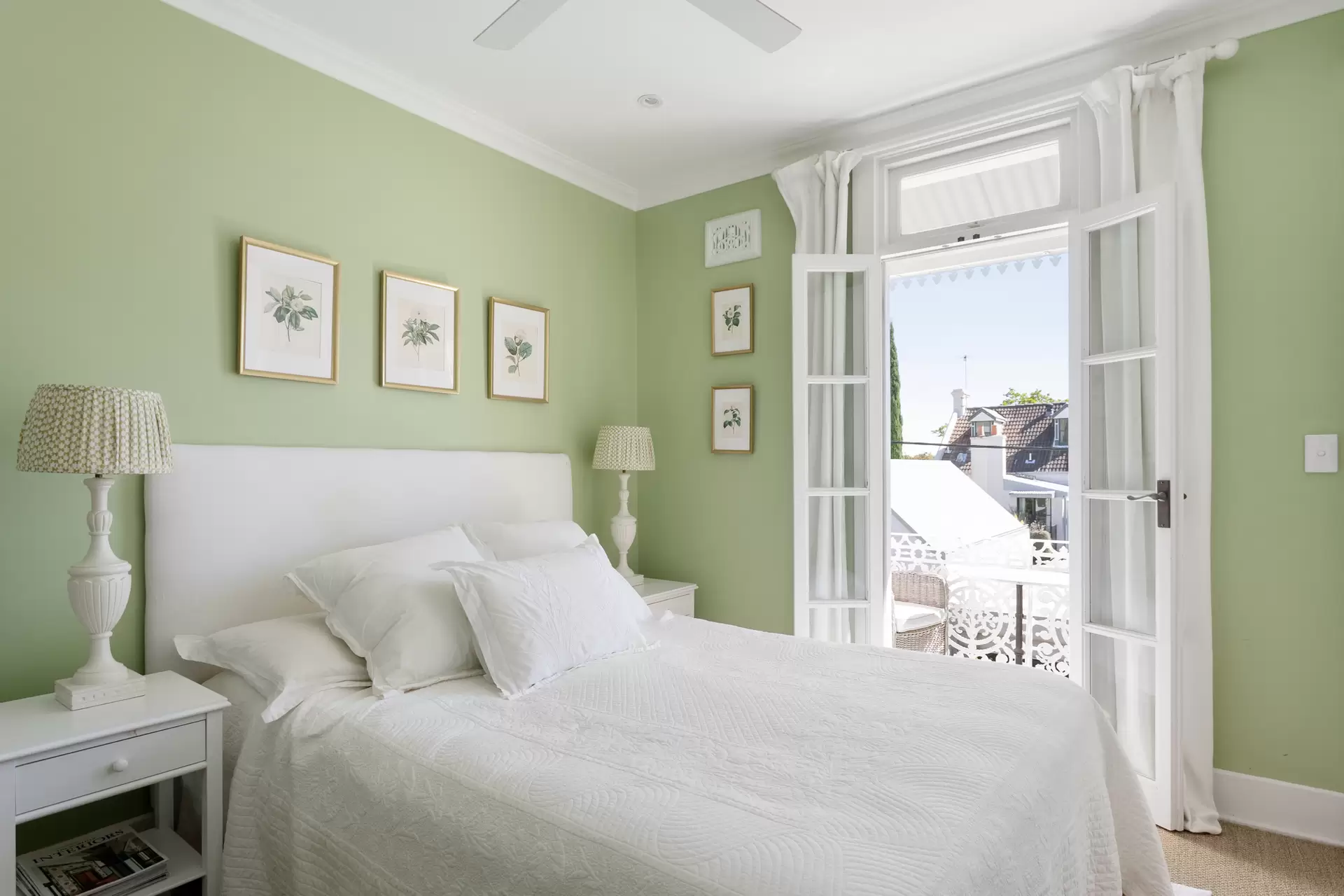 9 Bowden Street, Woollahra Sold by Sydney Sotheby's International Realty - image 1