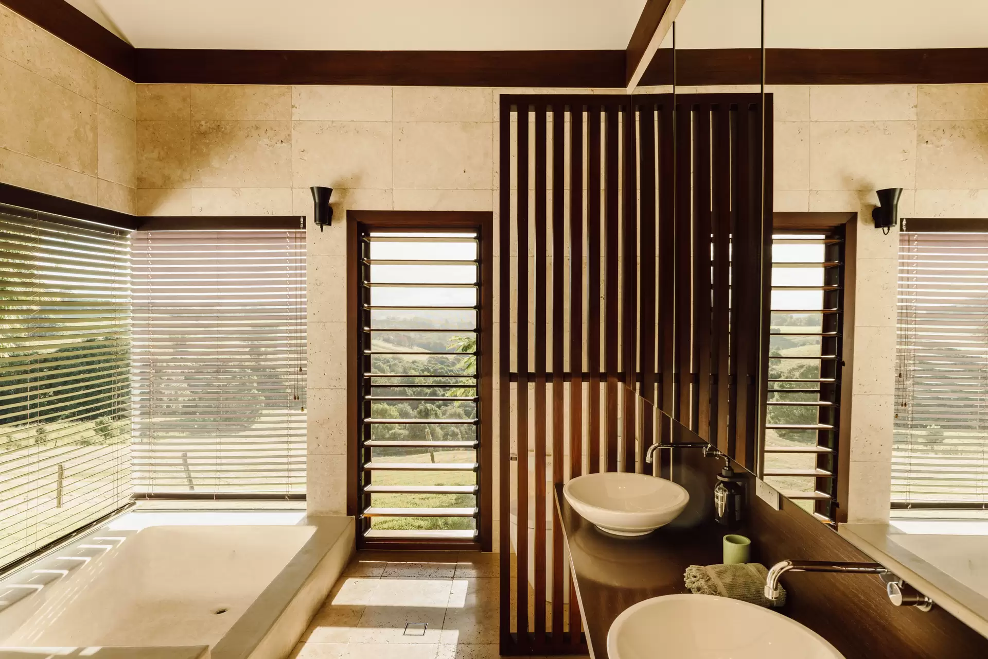 587 Fernleigh Road, Fernleigh Sold by Sydney Sotheby's International Realty - image 16