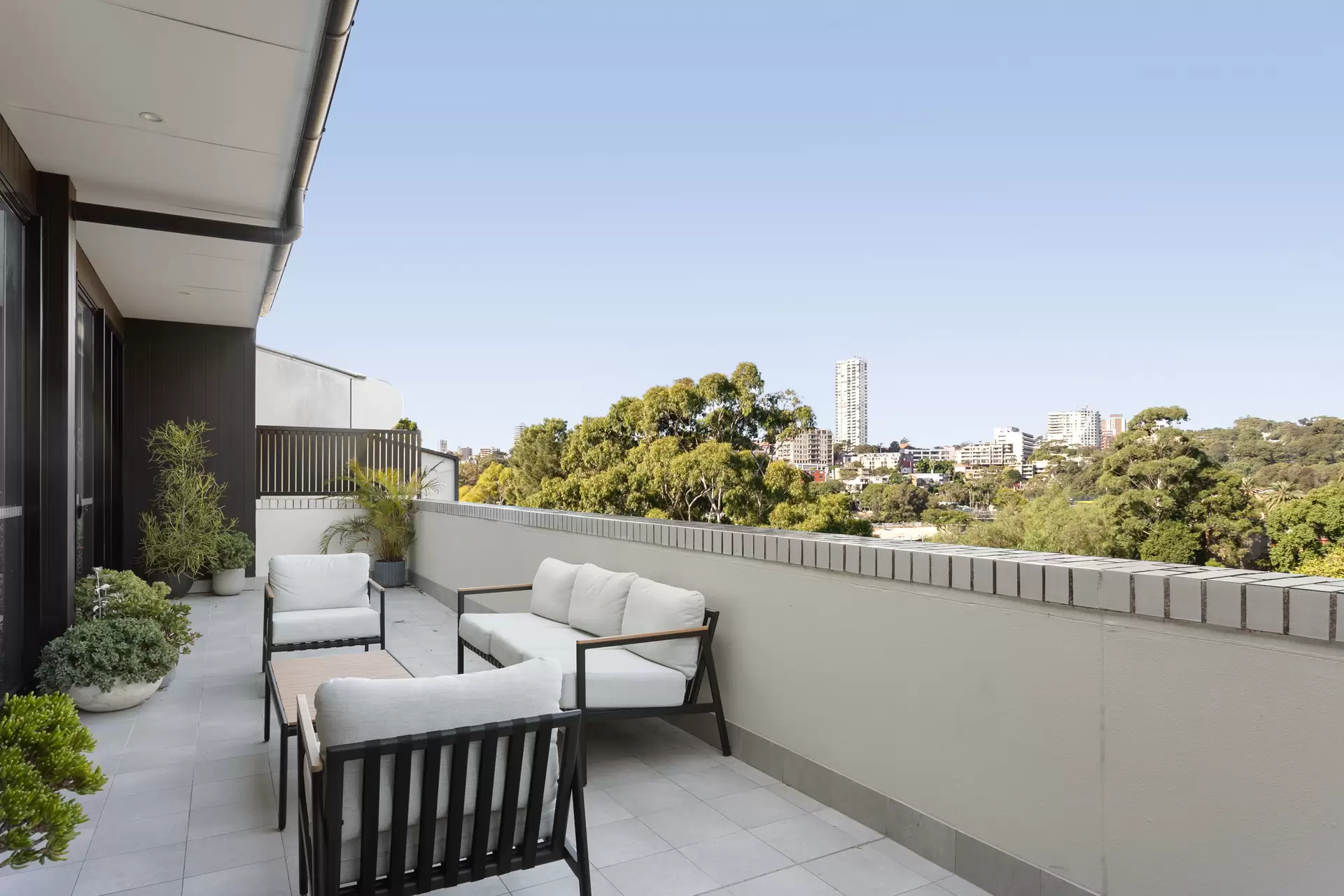 401/18 Neild Avenue, Darlinghurst Sold by Sydney Sotheby's International Realty - image 1