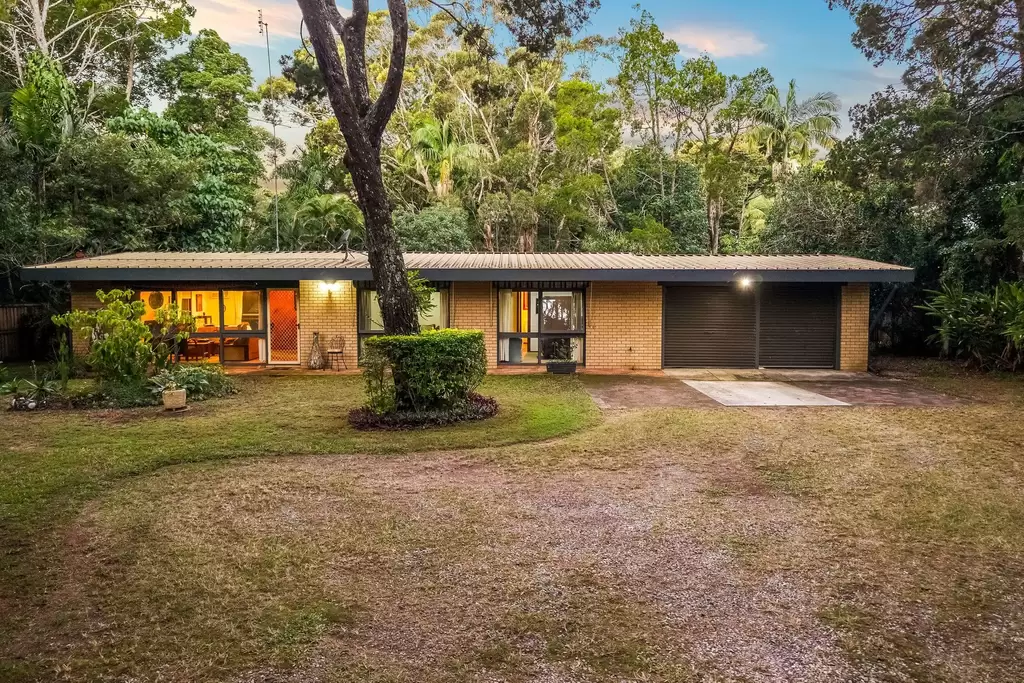 147-149 Broken Head Road, Suffolk Park Sold by Sydney Sotheby's International Realty